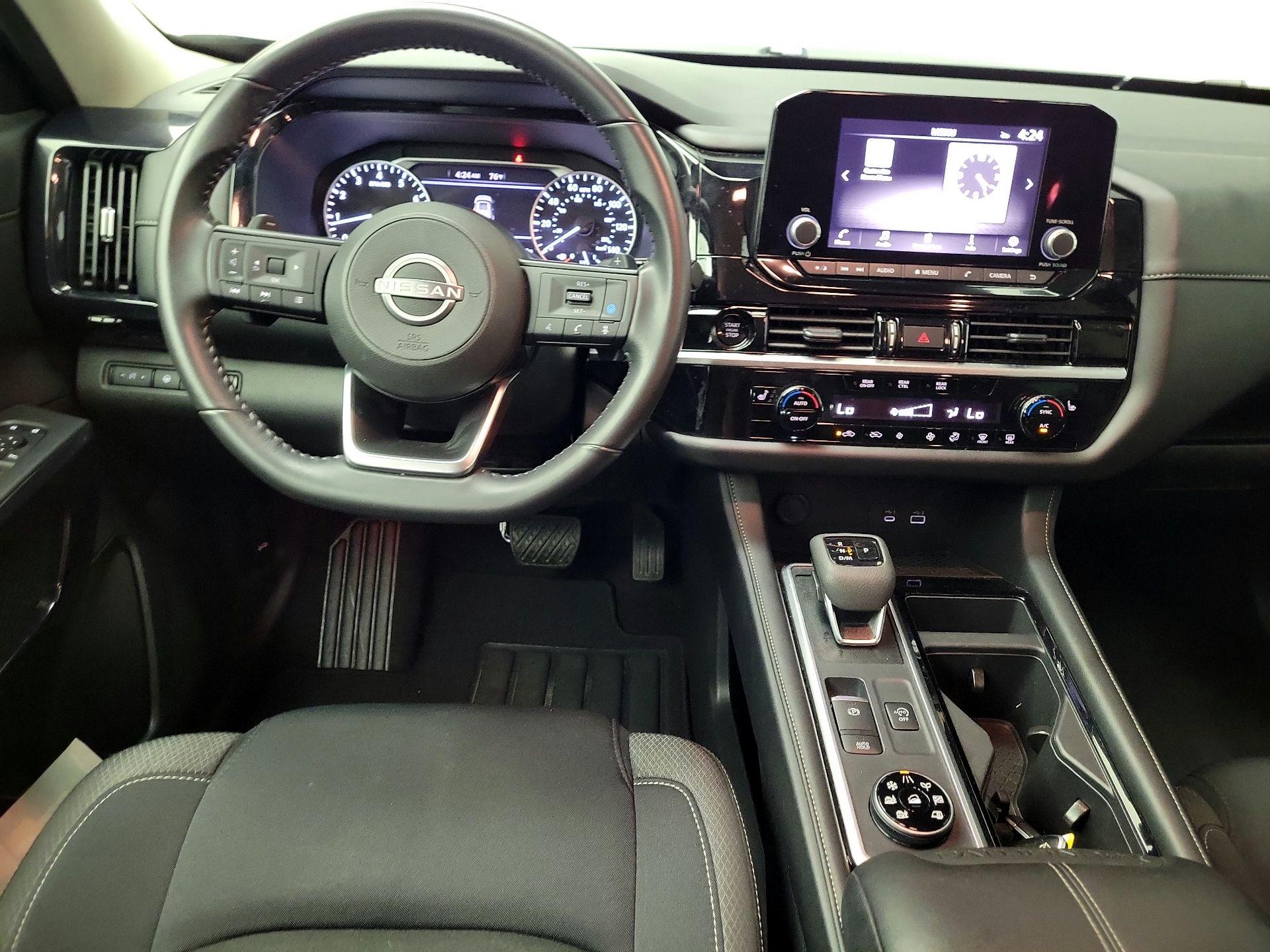 Thumbnail: 2025 Nissan Pathfinder - 10