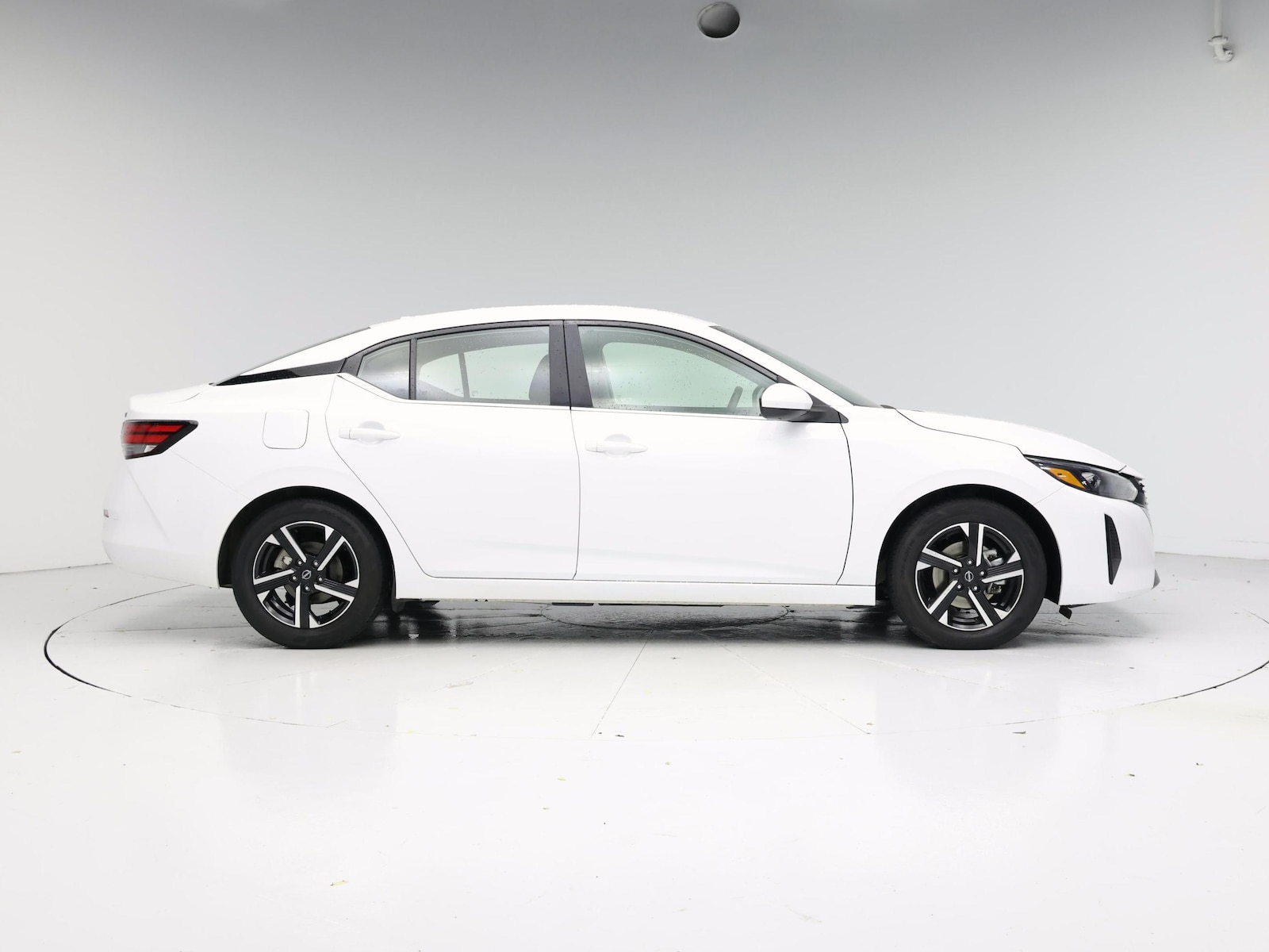 2024 Nissan Sentra SV - Photo 8