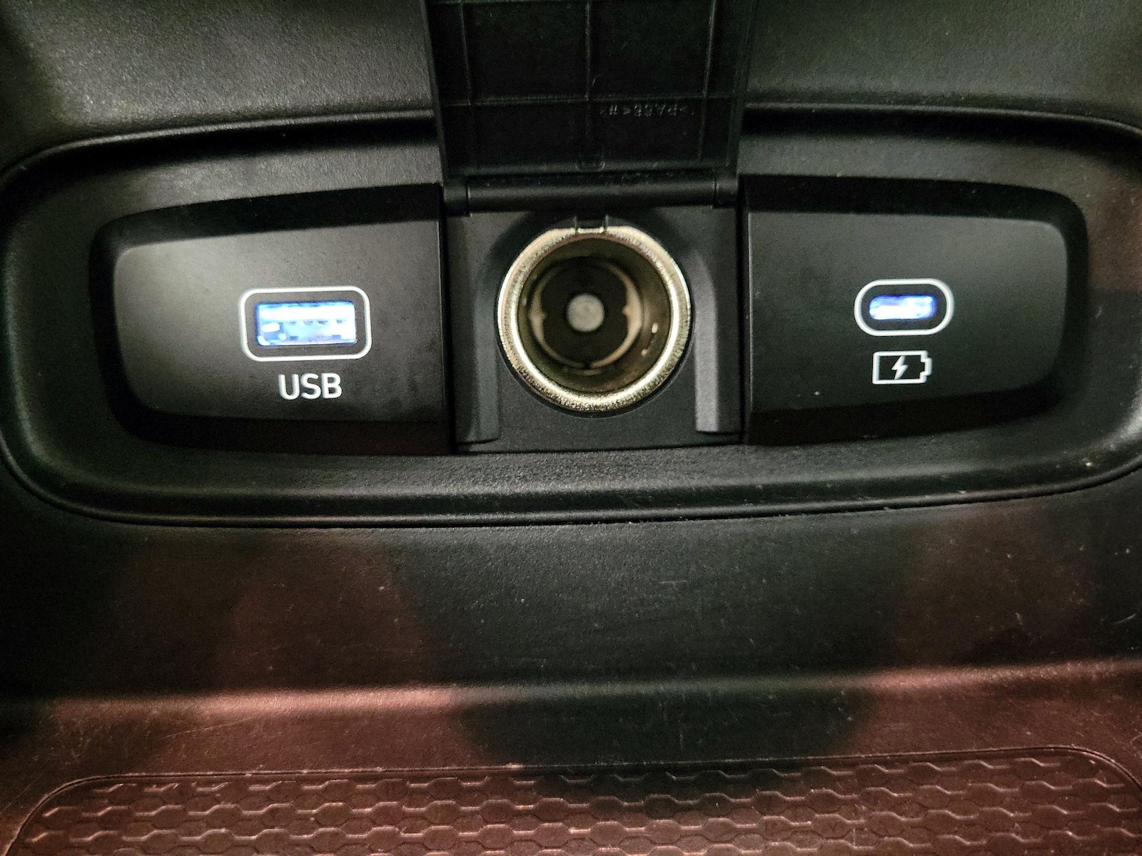 2025 Hyundai Venue SEL - Photo 19