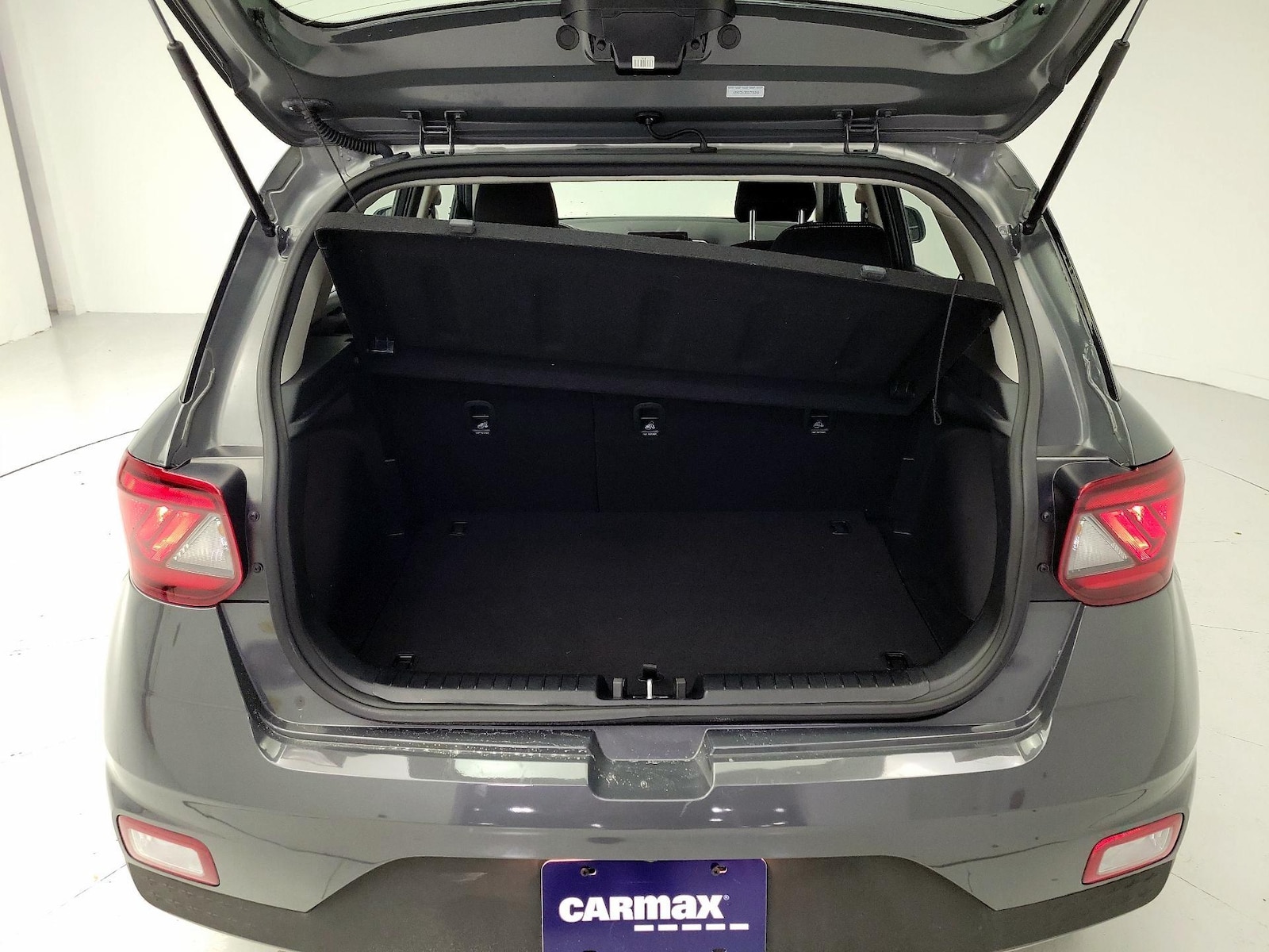 2025 Hyundai Venue SEL - Photo 22