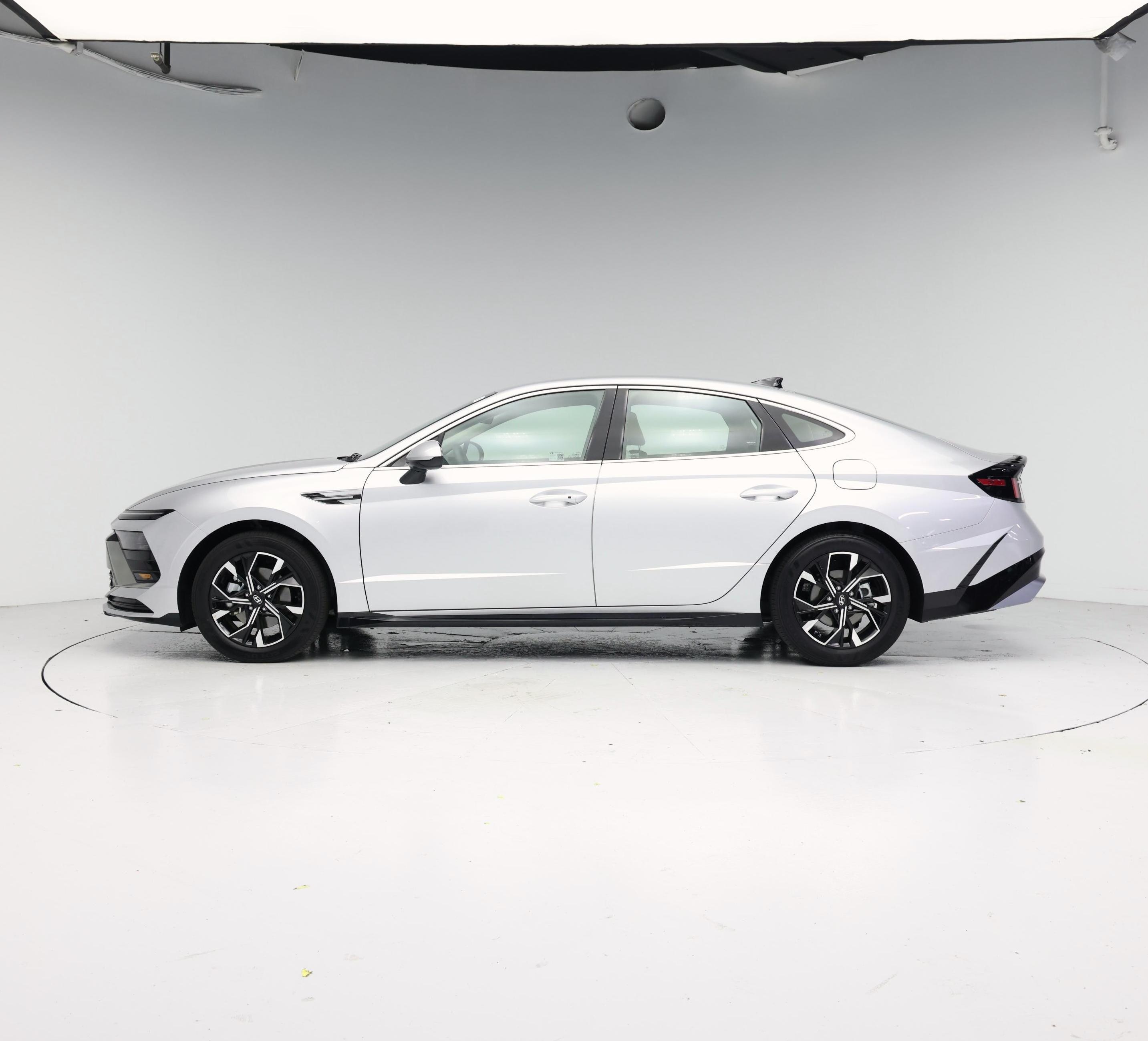 Thumbnail: 2025 Hyundai Sonata - 3