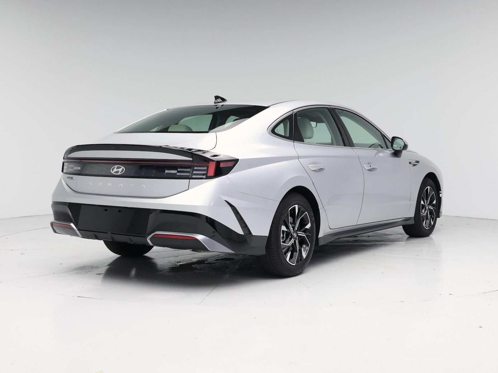 2025 Hyundai Sonata SEL - Photo 9