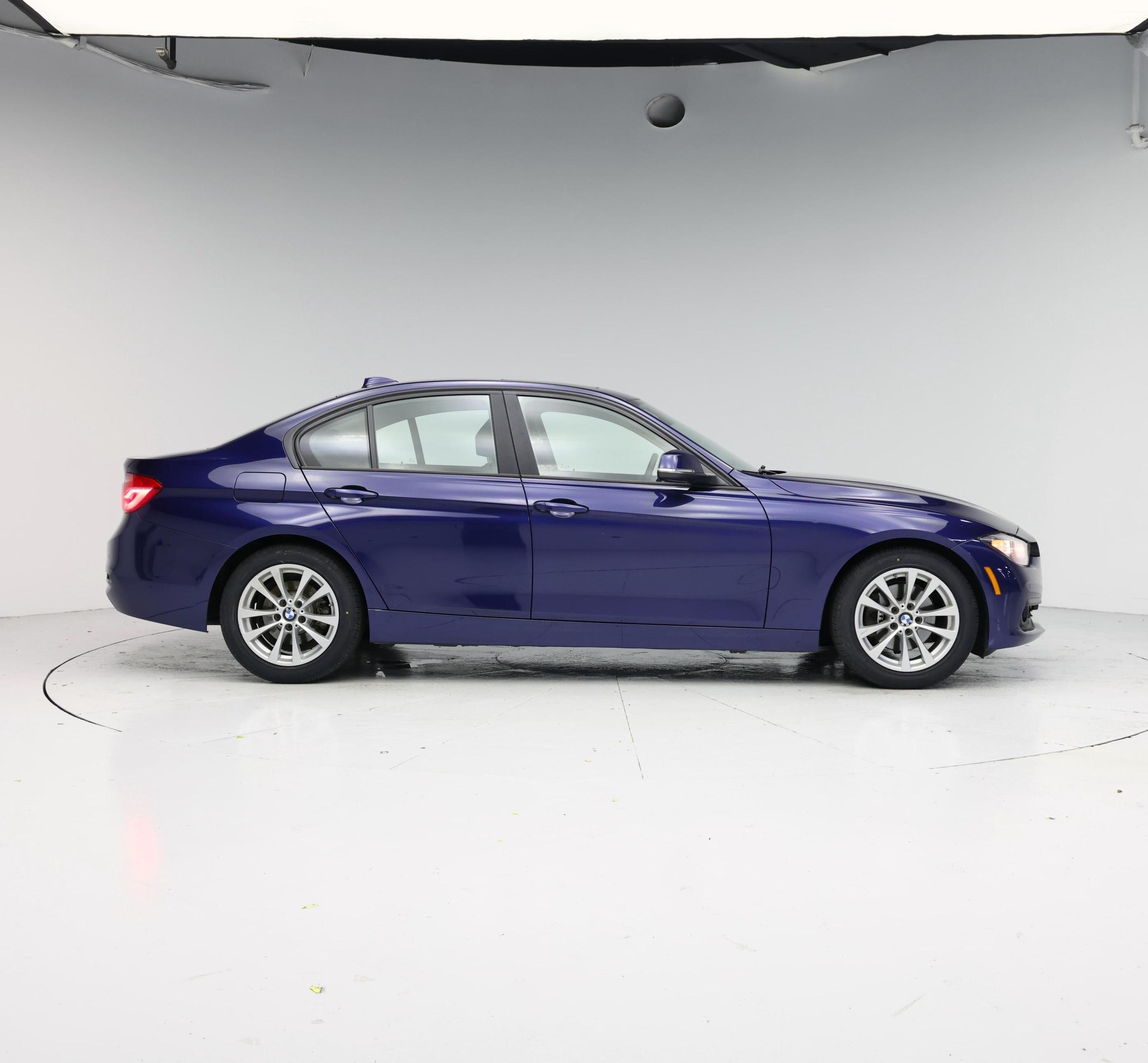 Thumbnail: 2017 BMW 3 Series - 7