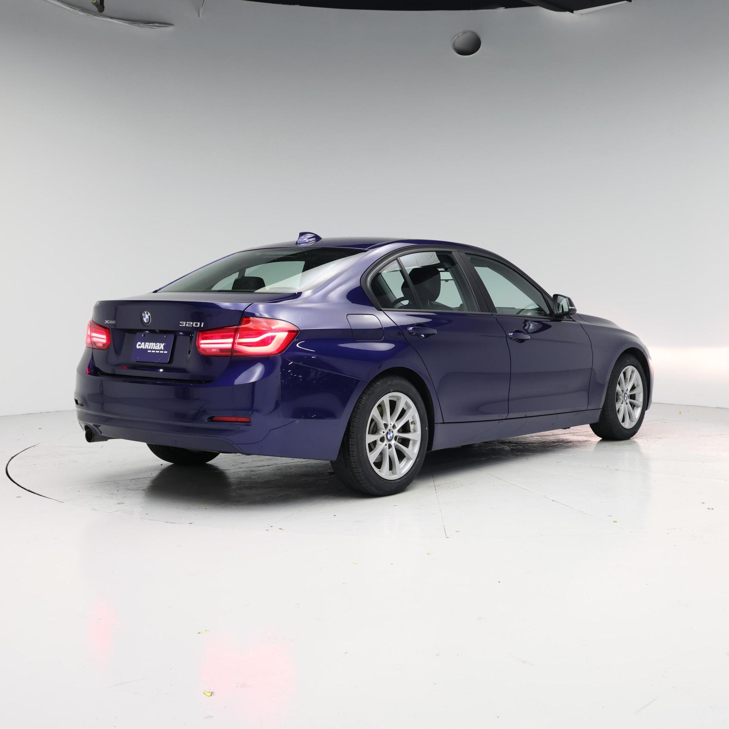 Thumbnail: 2017 BMW 3 Series - 8