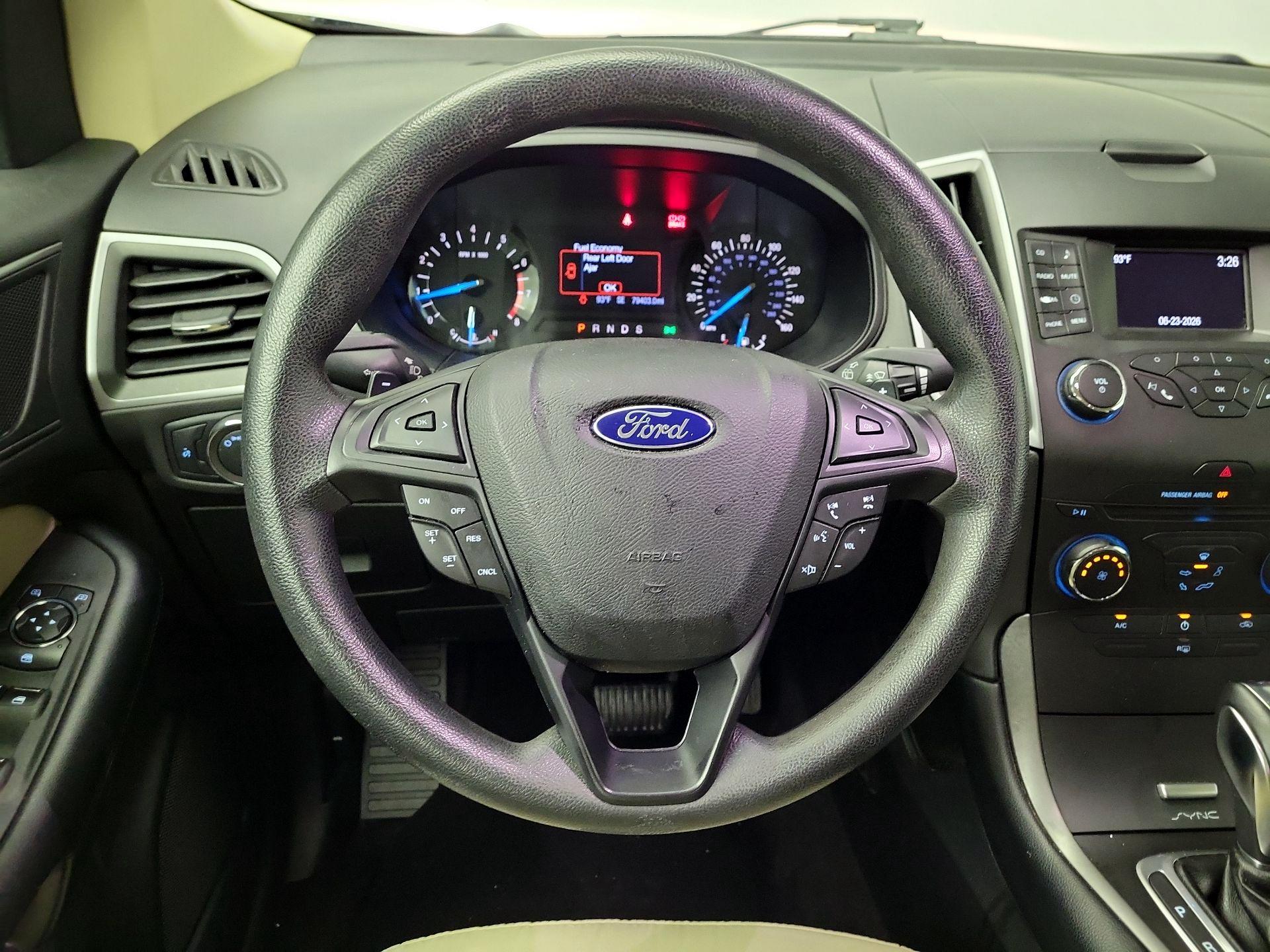 Thumbnail: 2016 Ford Edge - 10