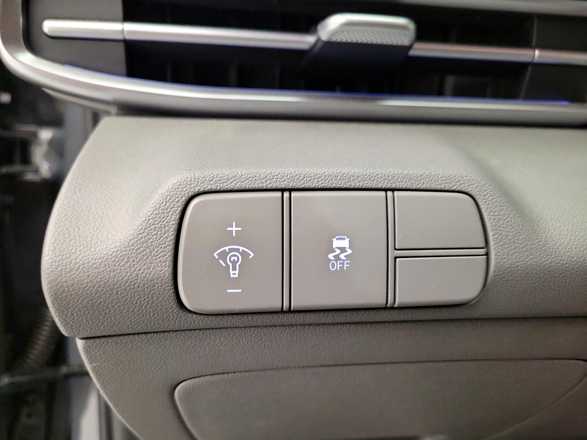 Thumbnail: 2024 Hyundai Elantra - 13