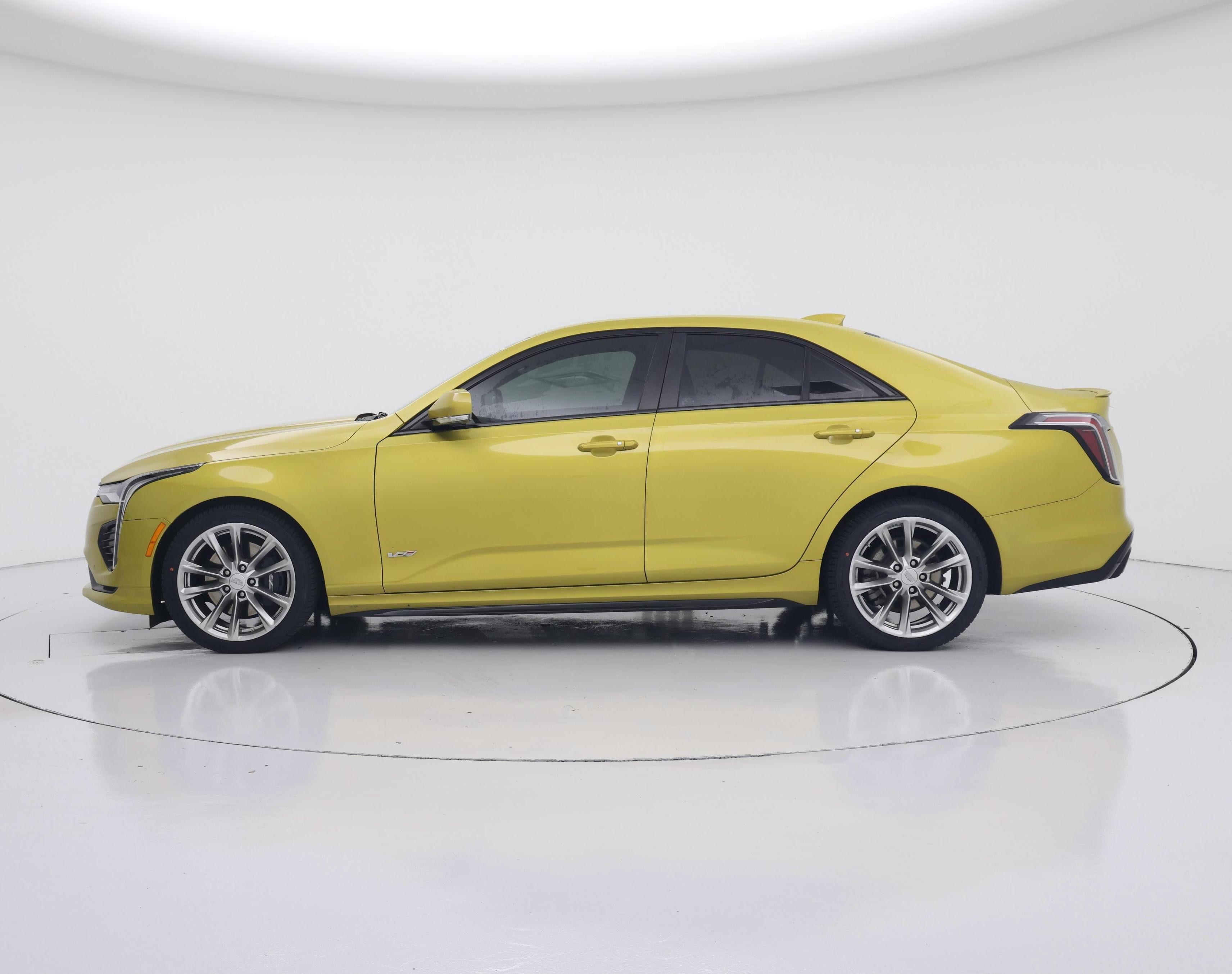 Thumbnail: 2024 Cadillac CT4 - 3