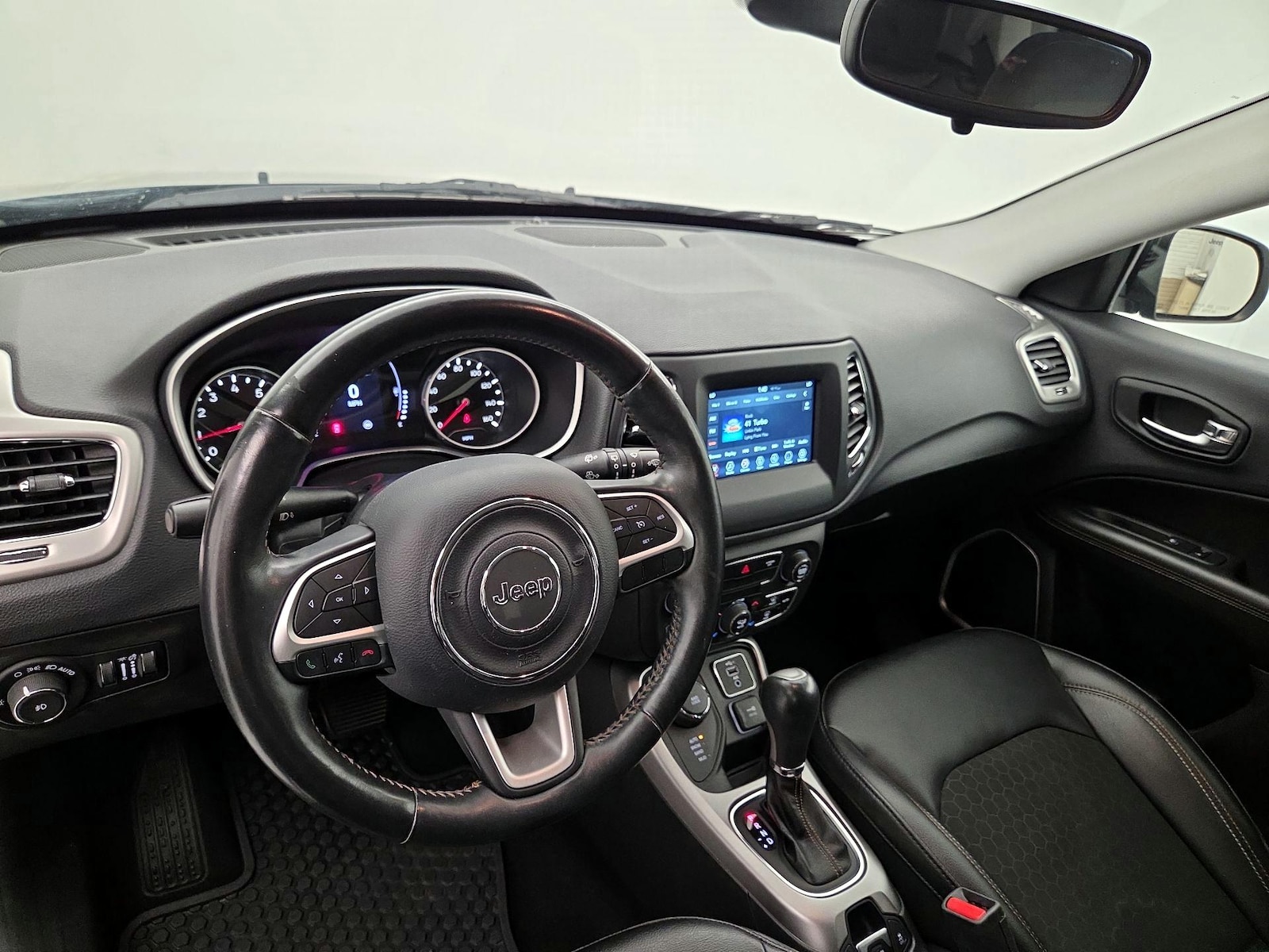 2020 Jeep Compass Latitude - Photo 10