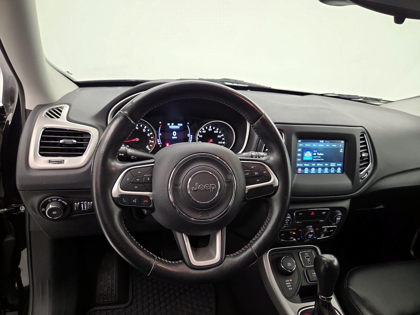 2020 Jeep Compass Latitude - Photo 11