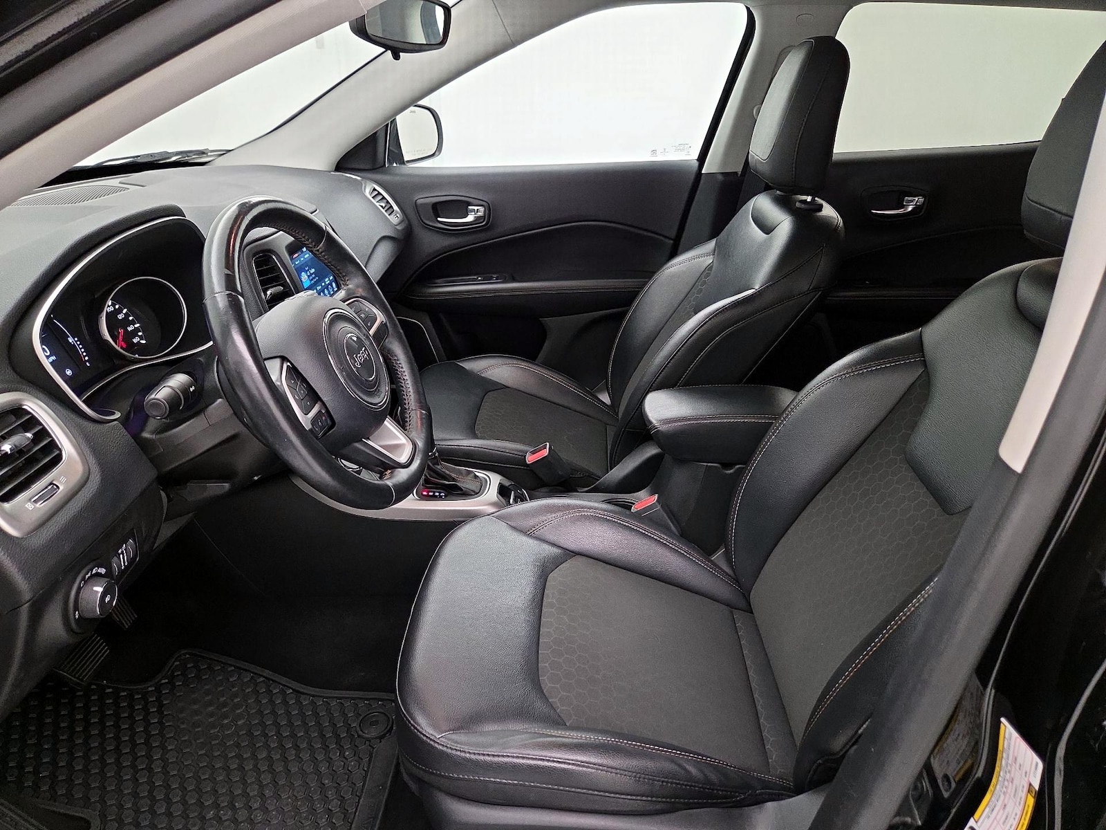 2020 Jeep Compass Latitude - Photo 12