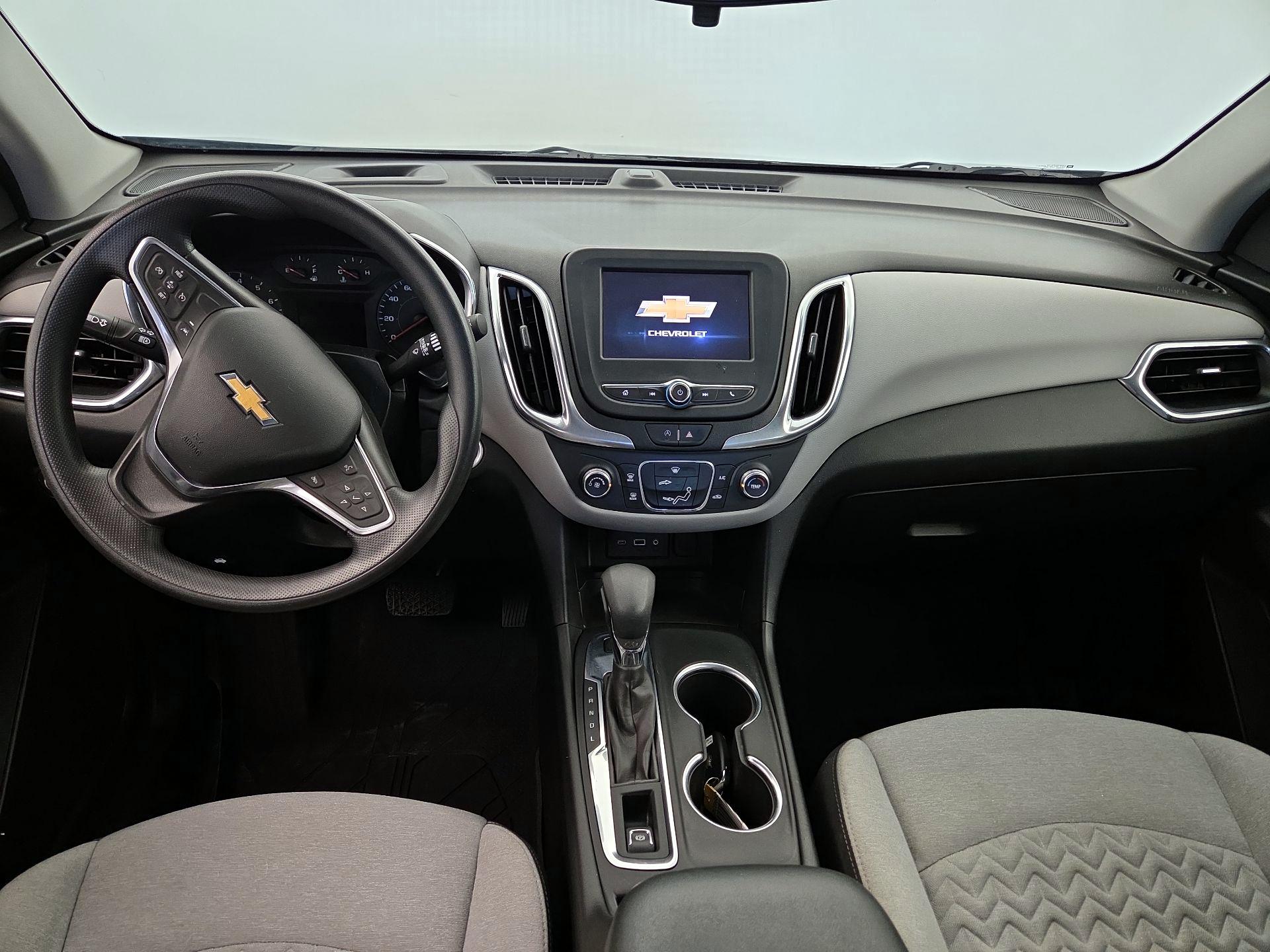 Thumbnail: 2022 Chevrolet Equinox - 9
