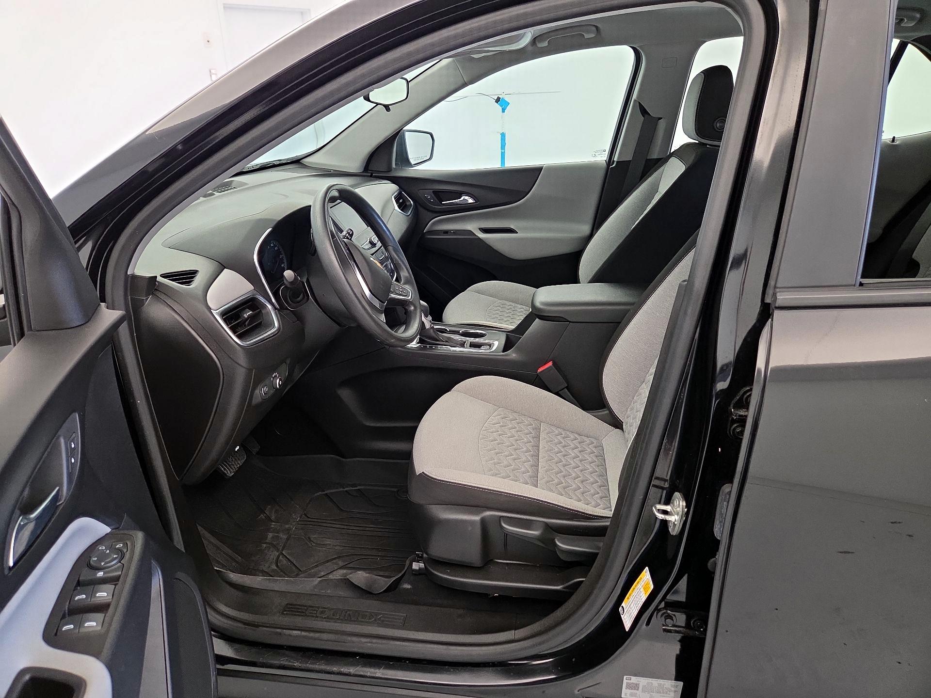 Thumbnail: 2022 Chevrolet Equinox - 11