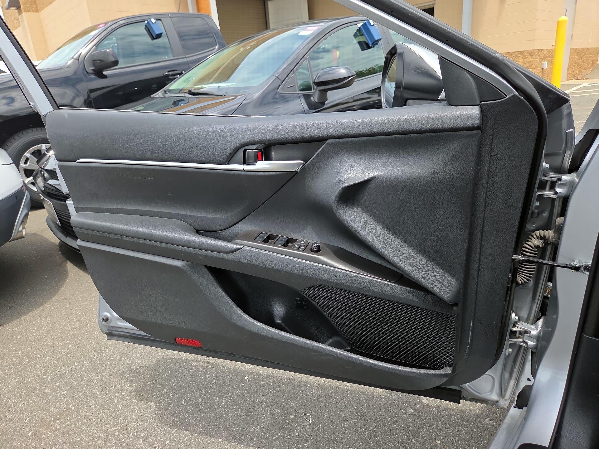 Thumbnail: 2024 Toyota Camry - 12