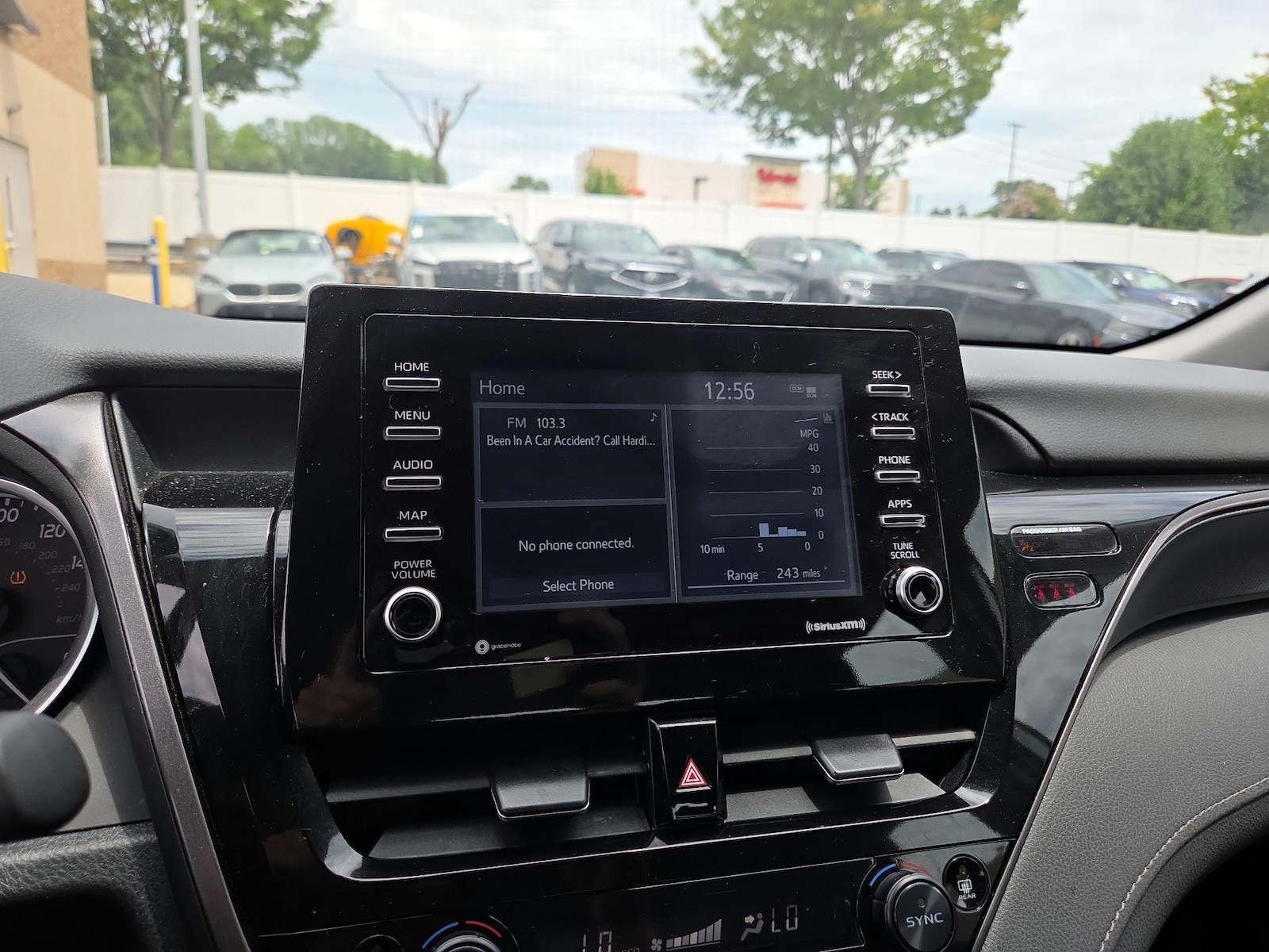 2024 Toyota Camry LE - Photo 16