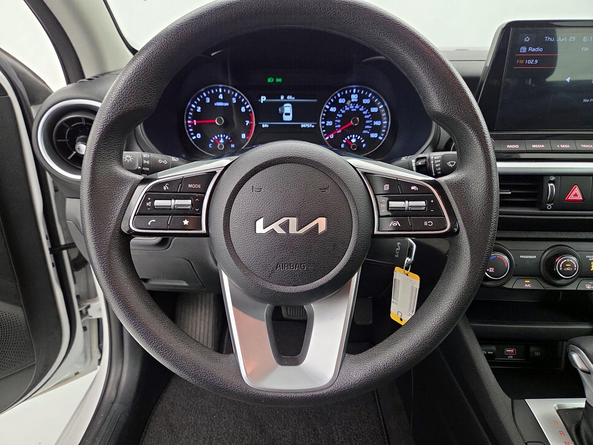 Thumbnail: 2024 Kia Forte - 10