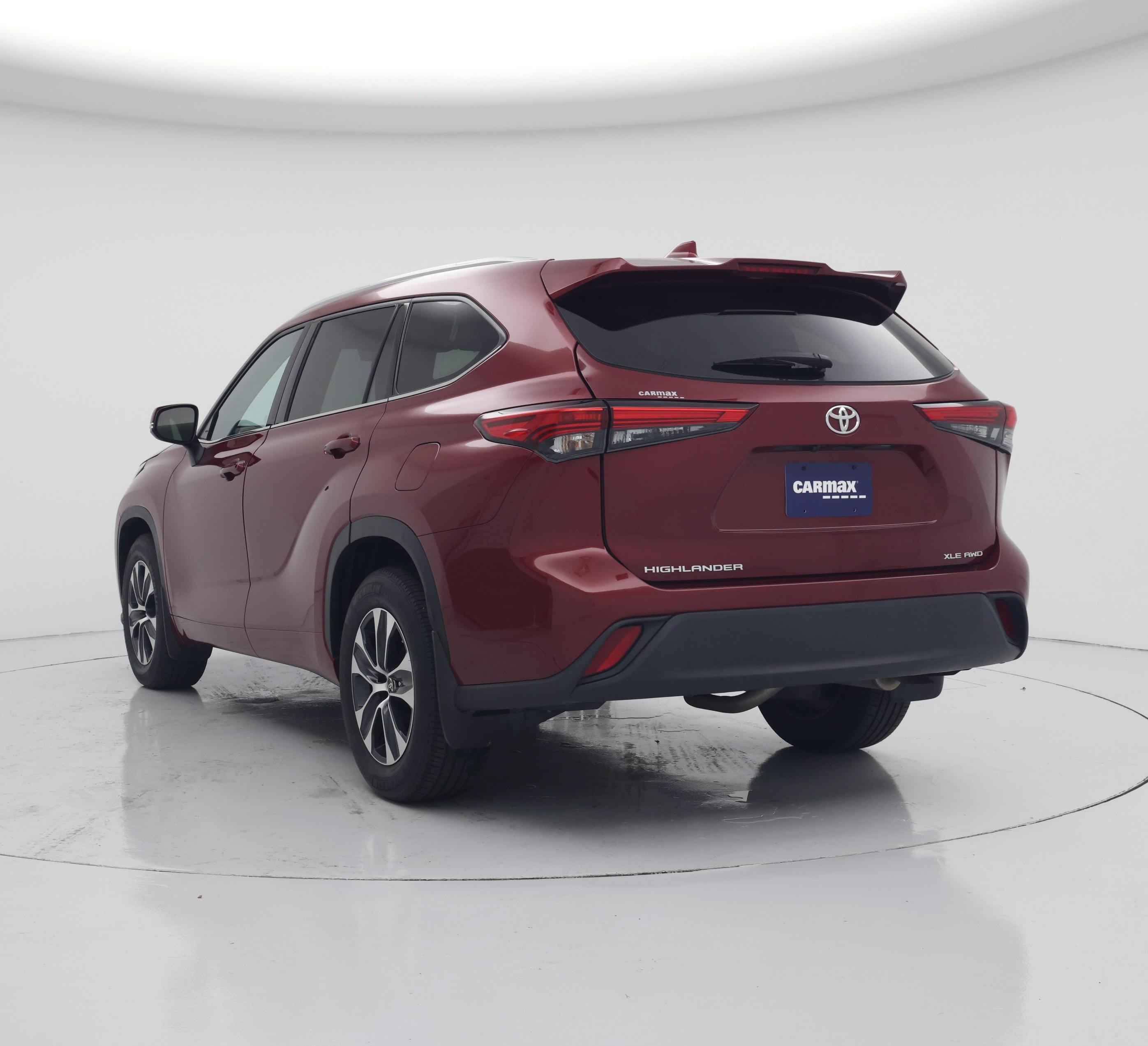 Thumbnail: 2022 Toyota Highlander - 2