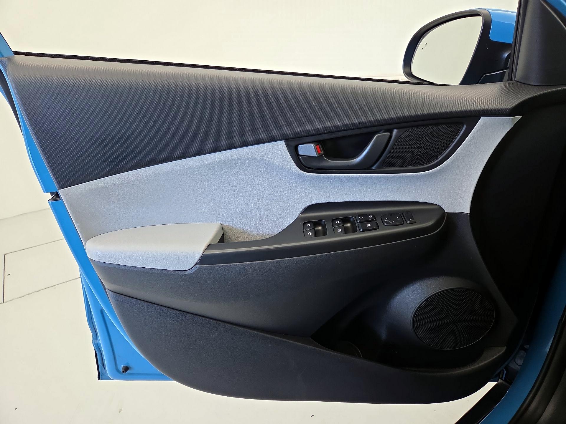 Thumbnail: 2023 Hyundai Kona - 12