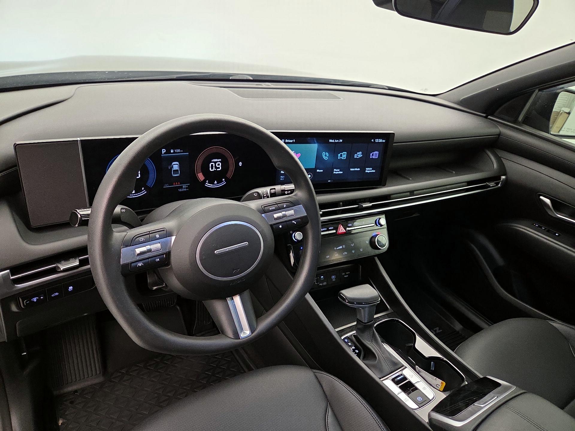 Thumbnail: 2025 Hyundai Santa Cruz - 9