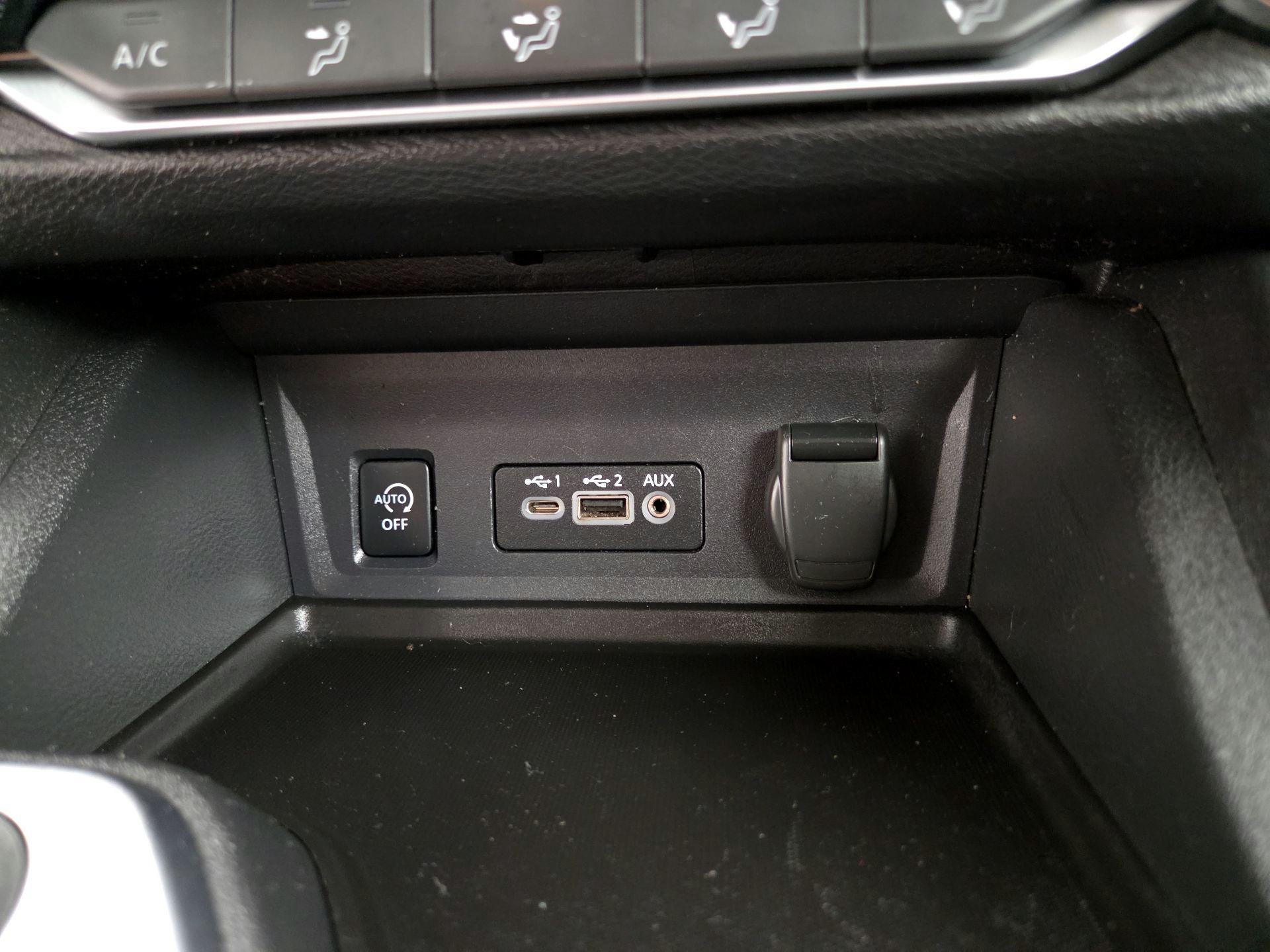 Thumbnail: 2024 Nissan Sentra - 18