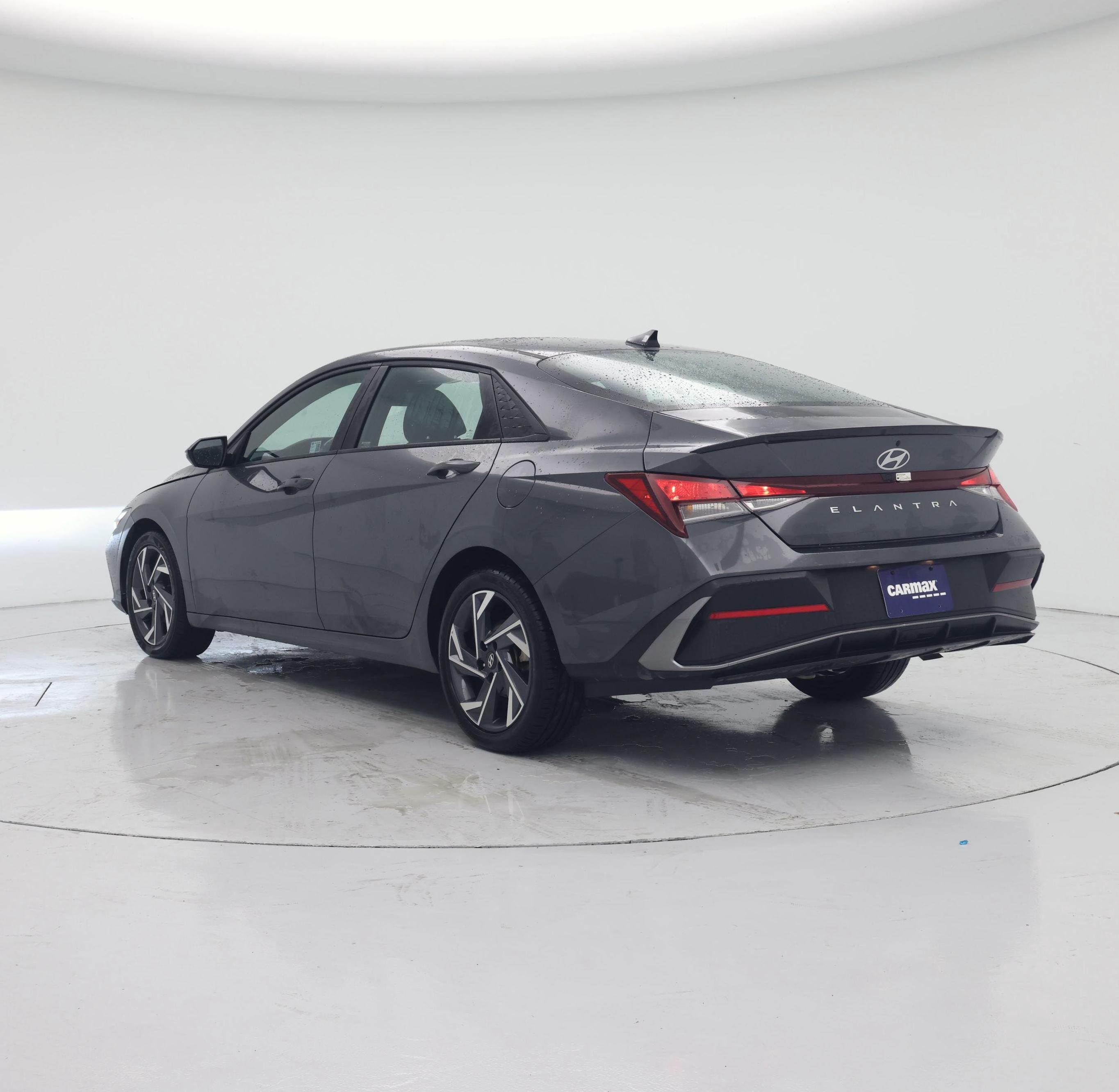 Thumbnail: 2025 Hyundai Elantra - 2
