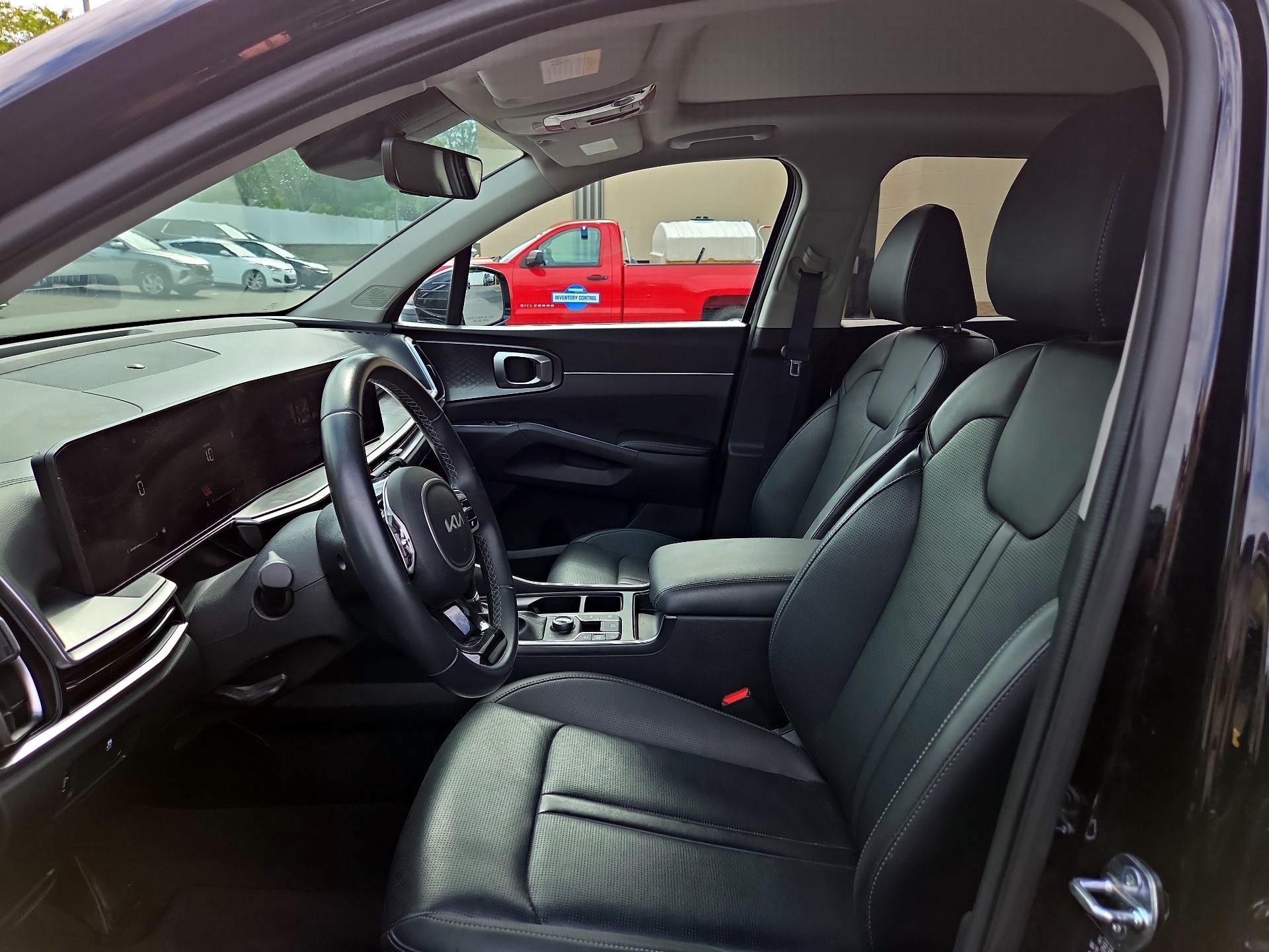 Thumbnail: 2024 Kia Sorento - 11