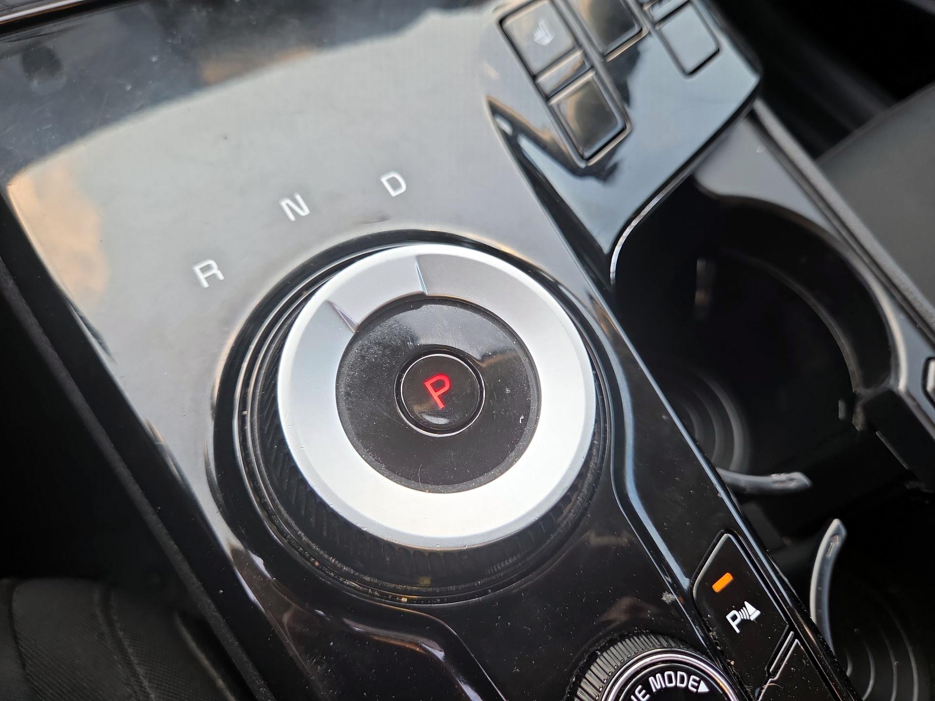 Thumbnail: 2023 Kia Sportage - 17
