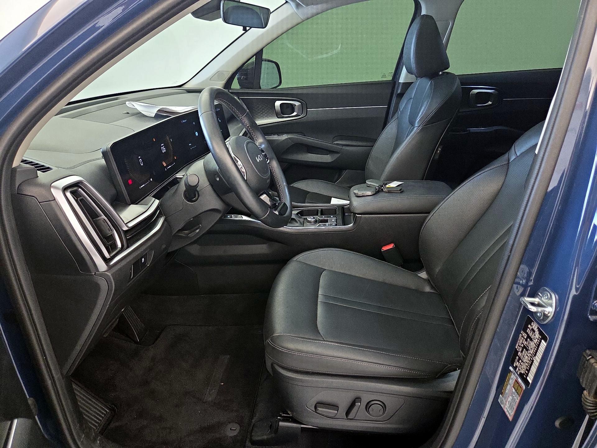 Thumbnail: 2024 Kia Sorento - 11