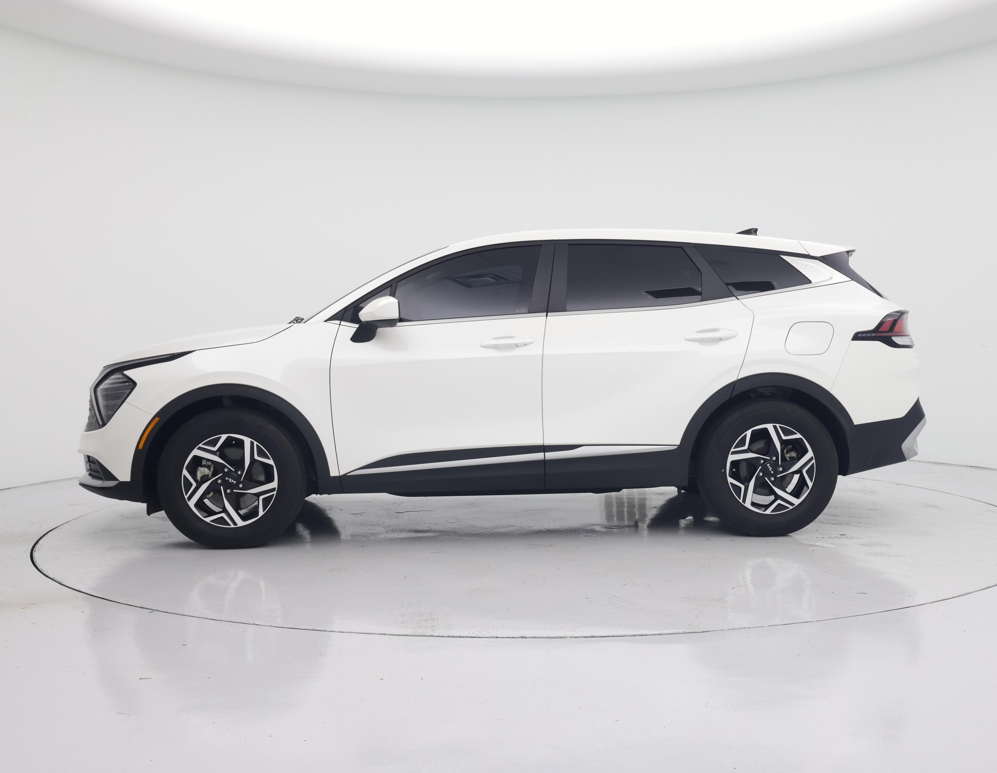 Thumbnail: 2024 Kia Sportage - 3