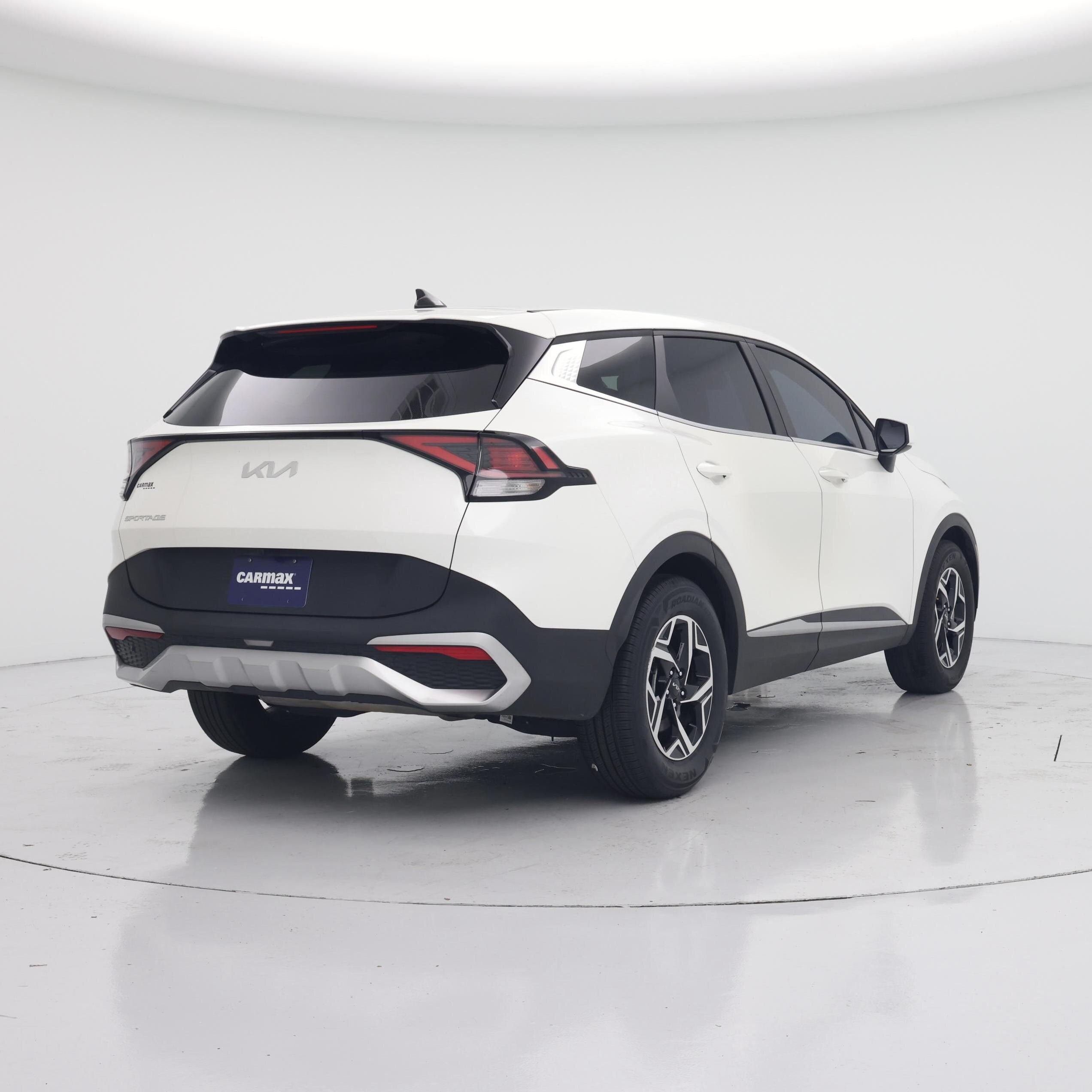 Thumbnail: 2024 Kia Sportage - 8
