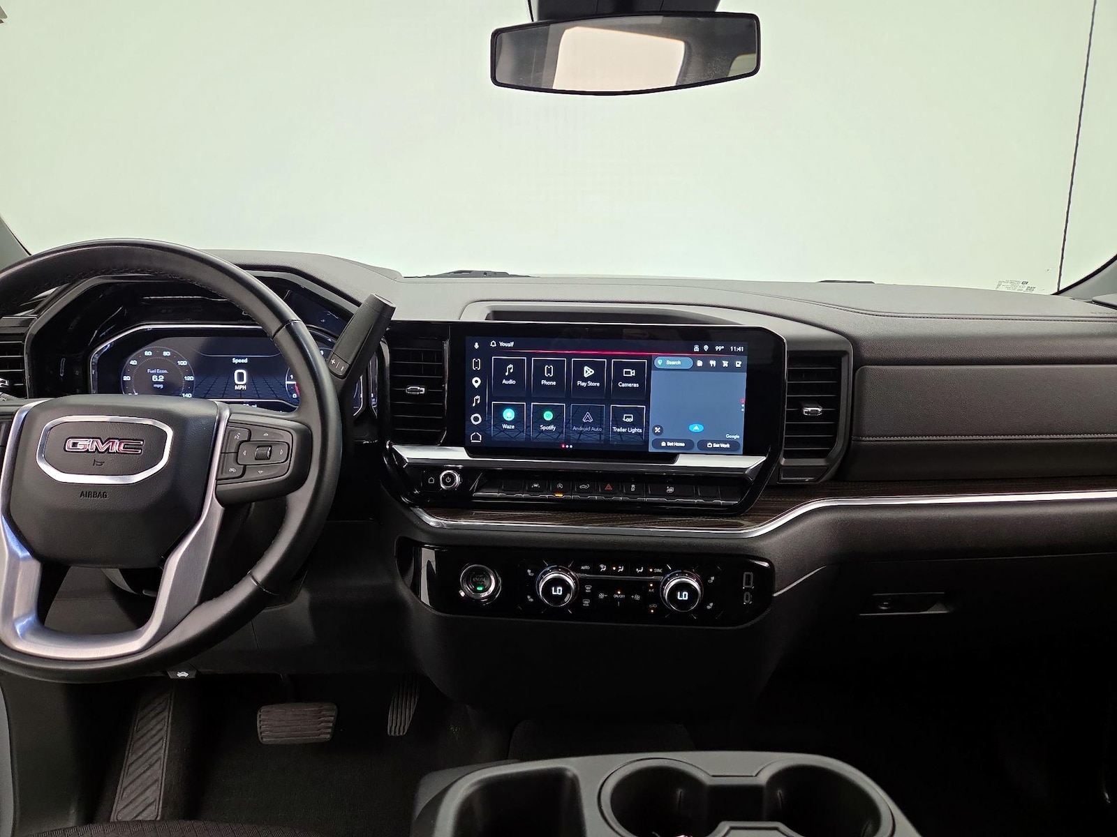 2024 GMC Sierra 1500 Elevation - Photo 10