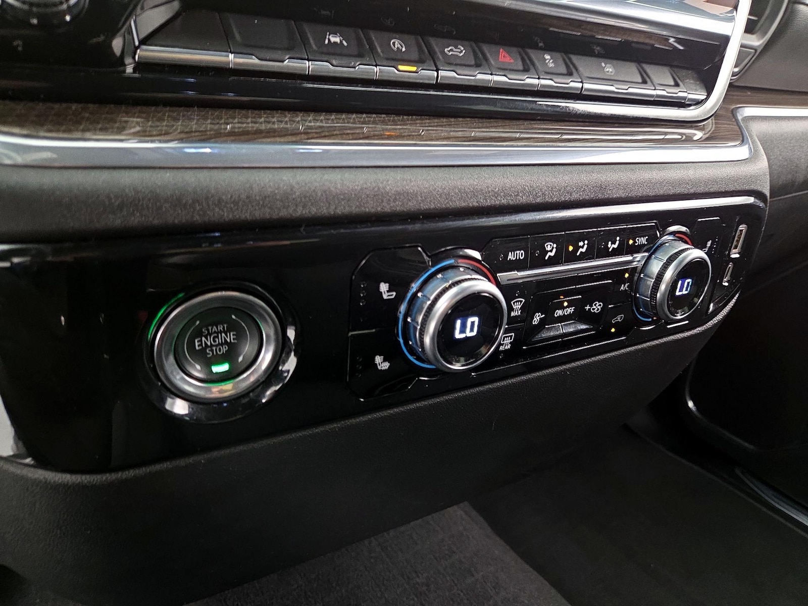 2024 GMC Sierra 1500 Elevation - Photo 17