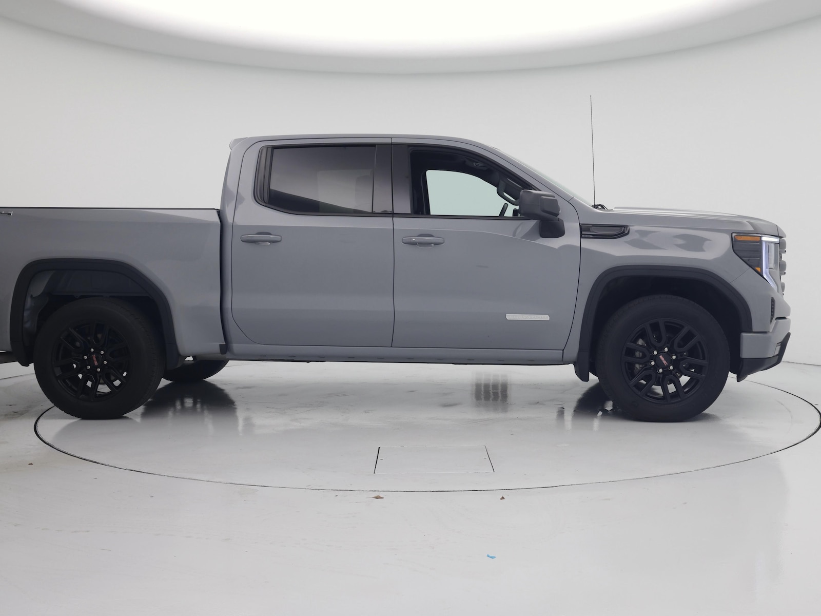 2024 GMC Sierra 1500 Elevation - Photo 8