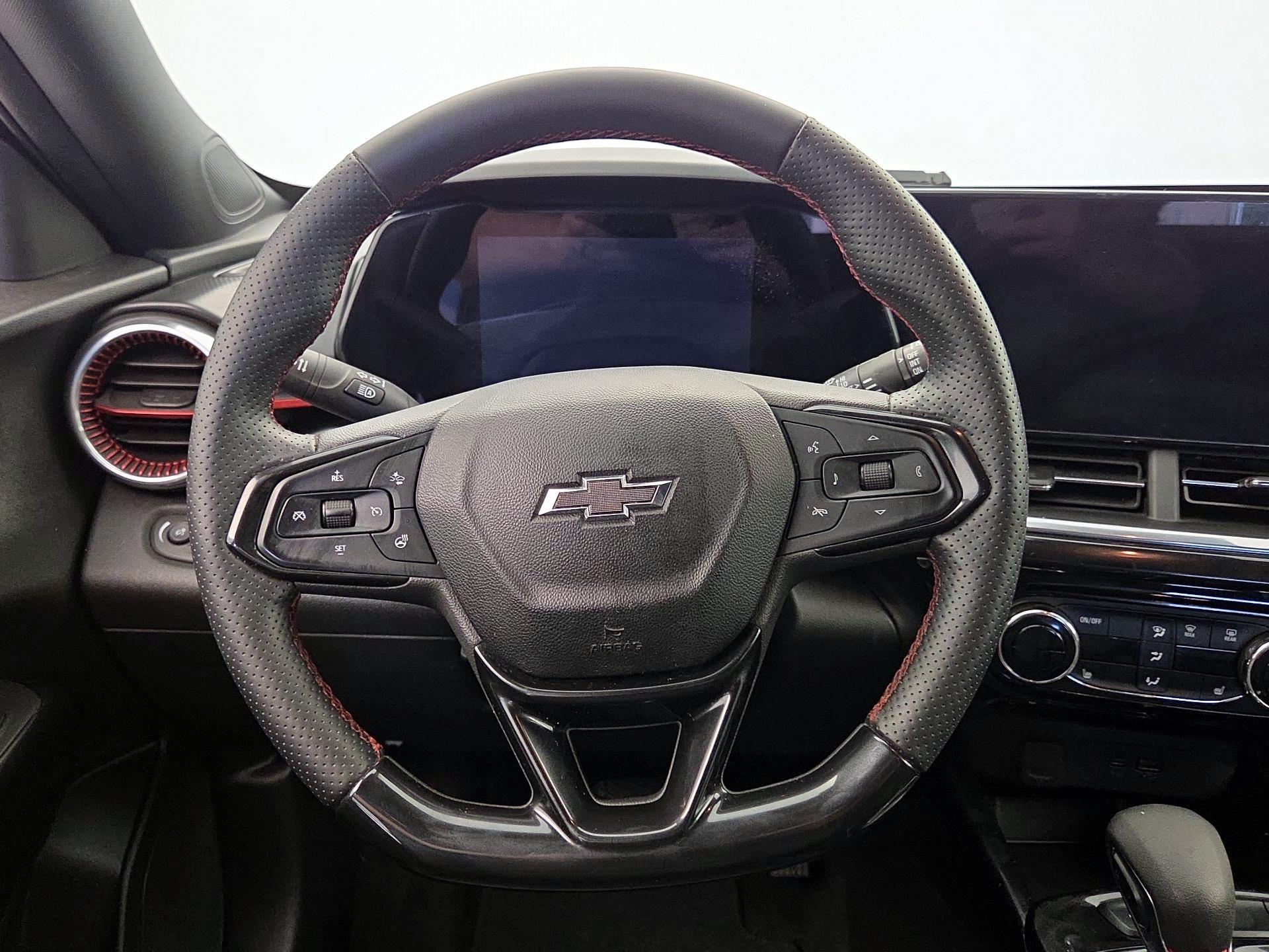 Thumbnail: 2024 Chevrolet Trax - 10