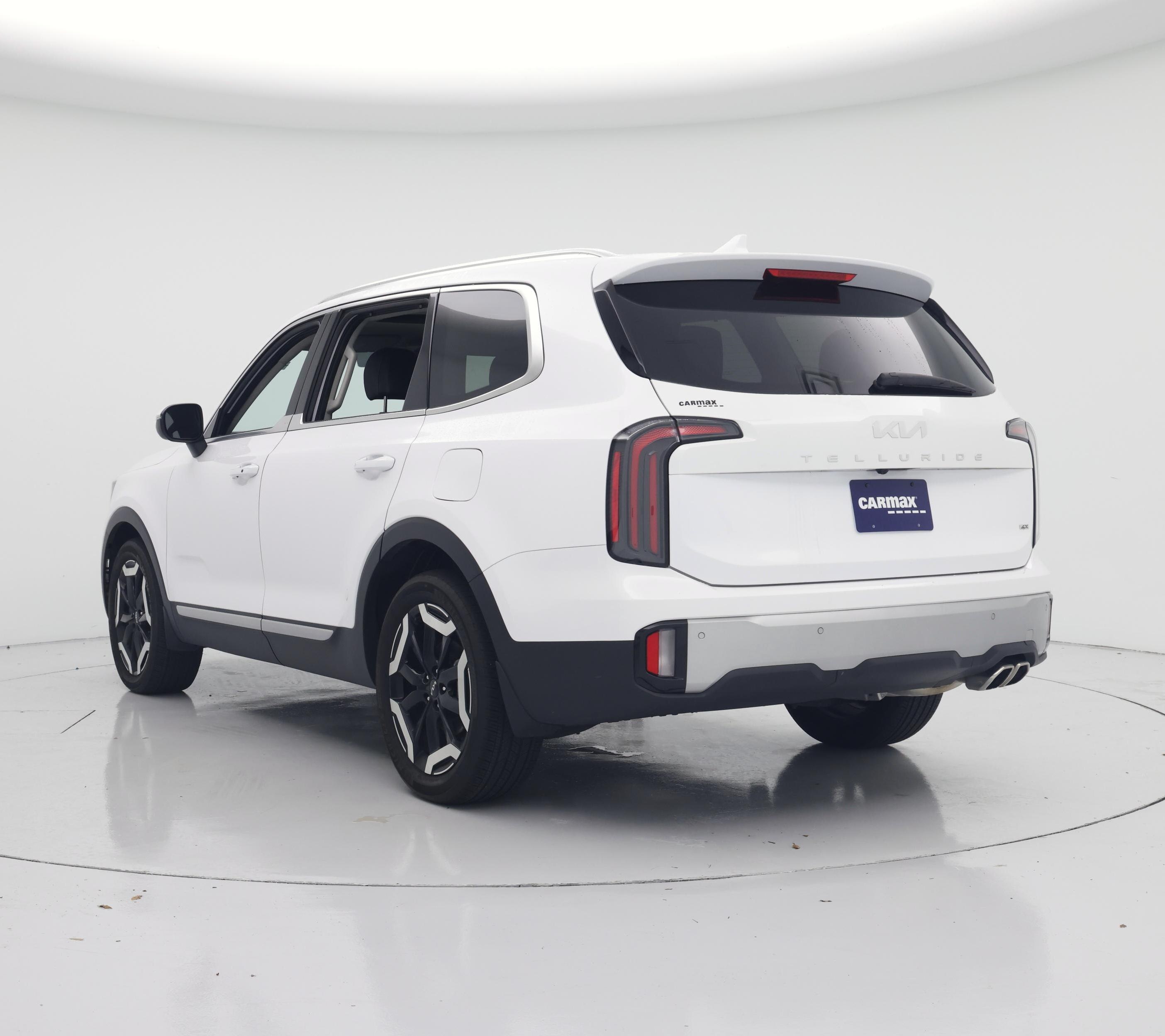 Thumbnail: 2023 Kia Telluride - 2