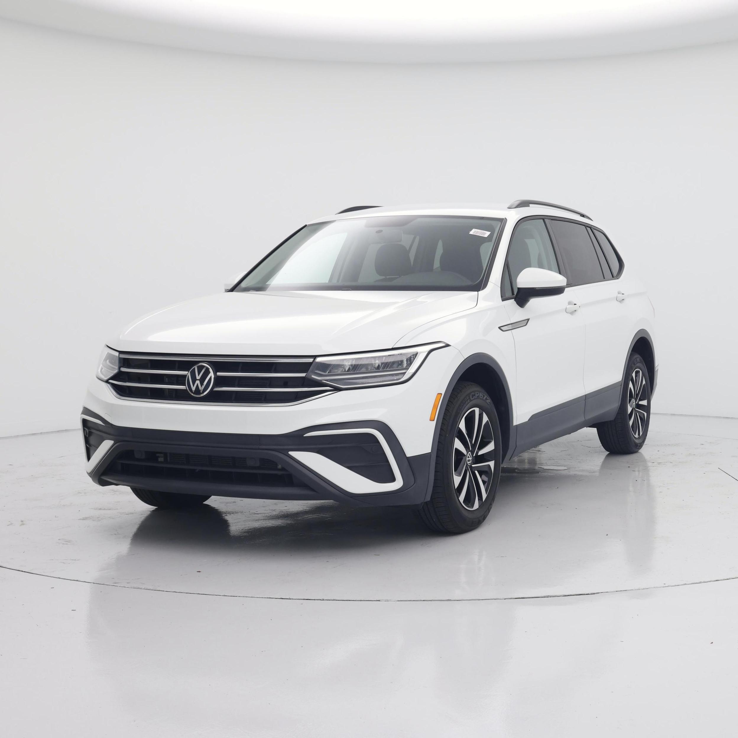 Thumbnail: 2022 Volkswagen Tiguan - 4