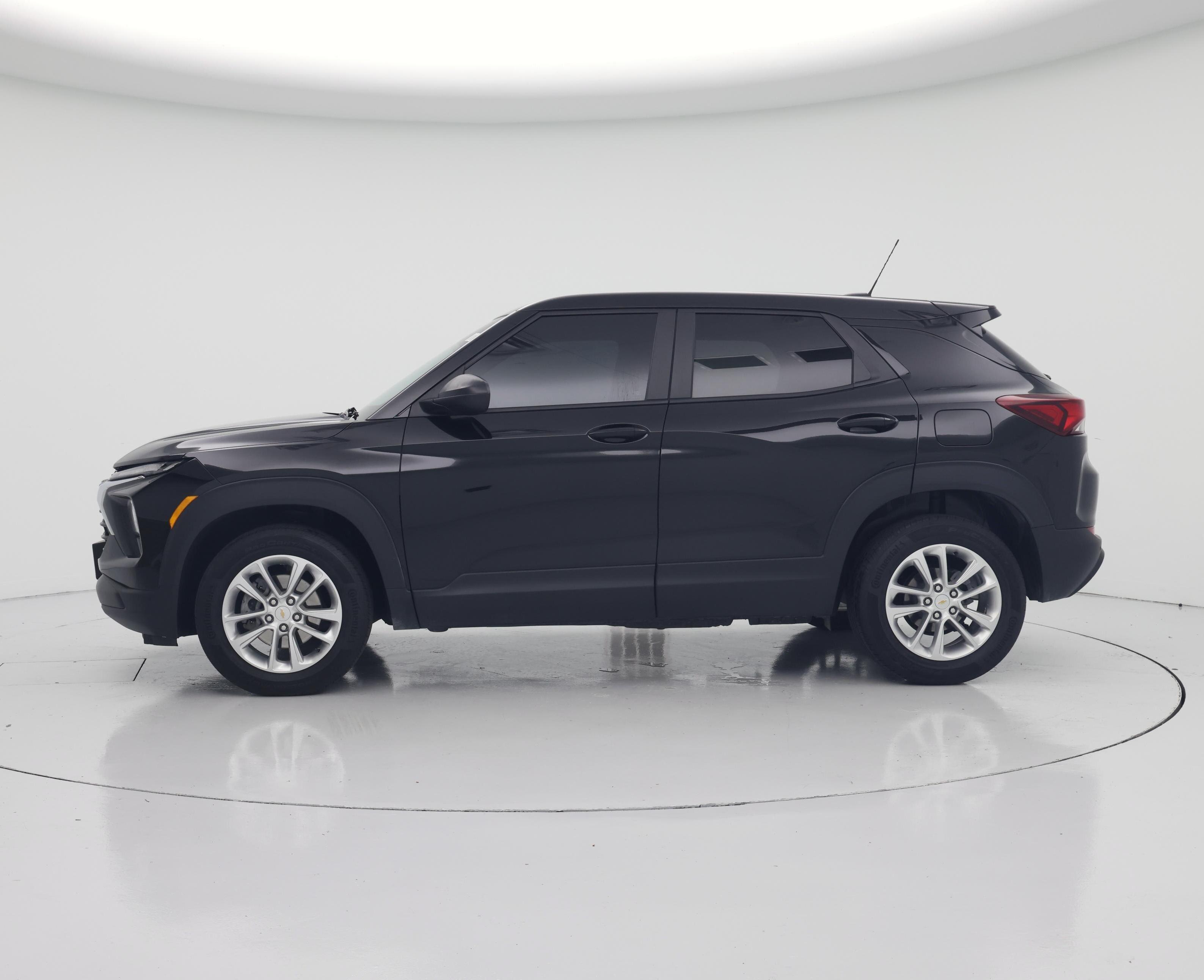 Thumbnail: 2024 Chevrolet TrailBlazer - 3