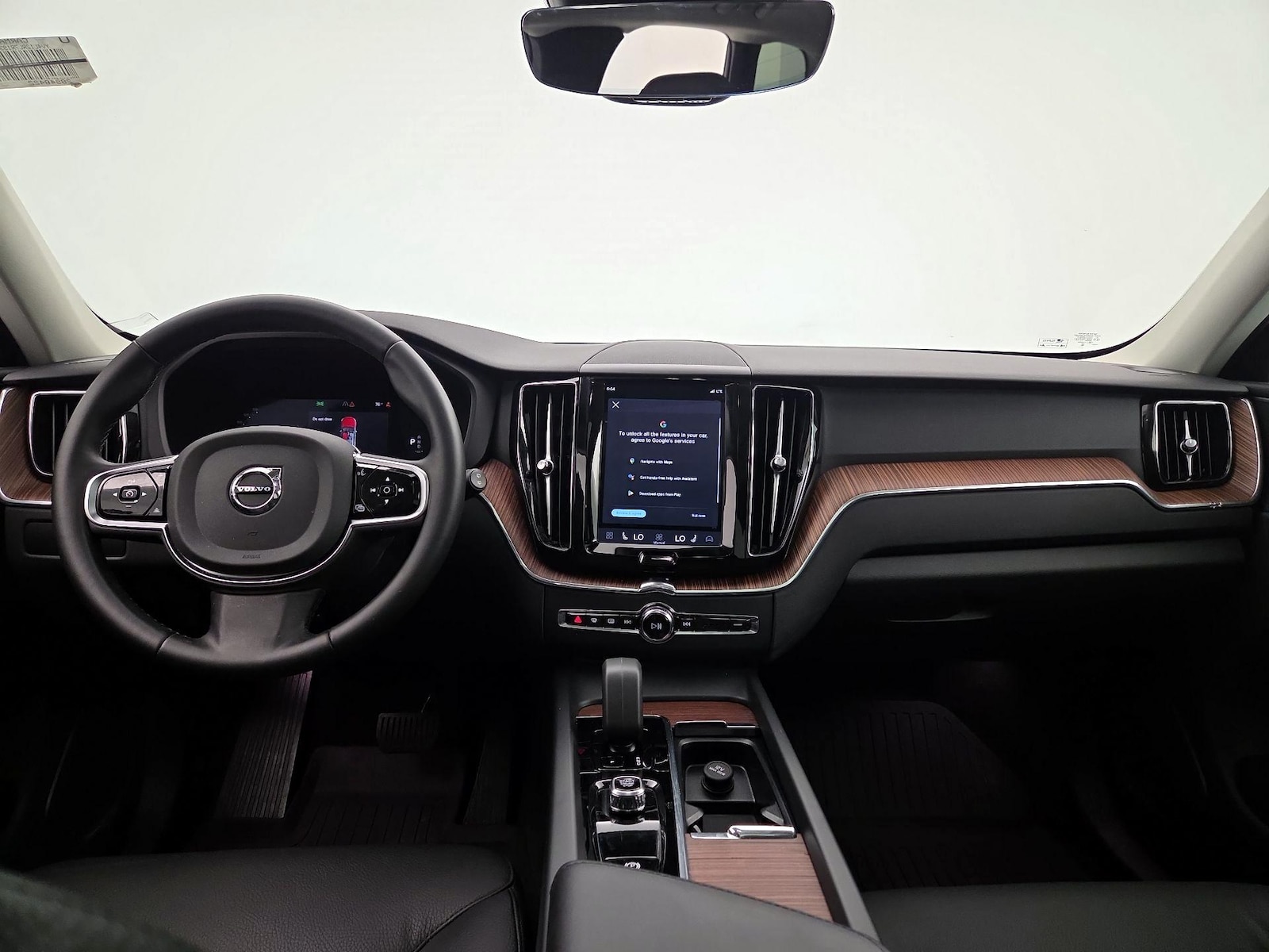 2024 Volvo XC60 Plus - Photo 10