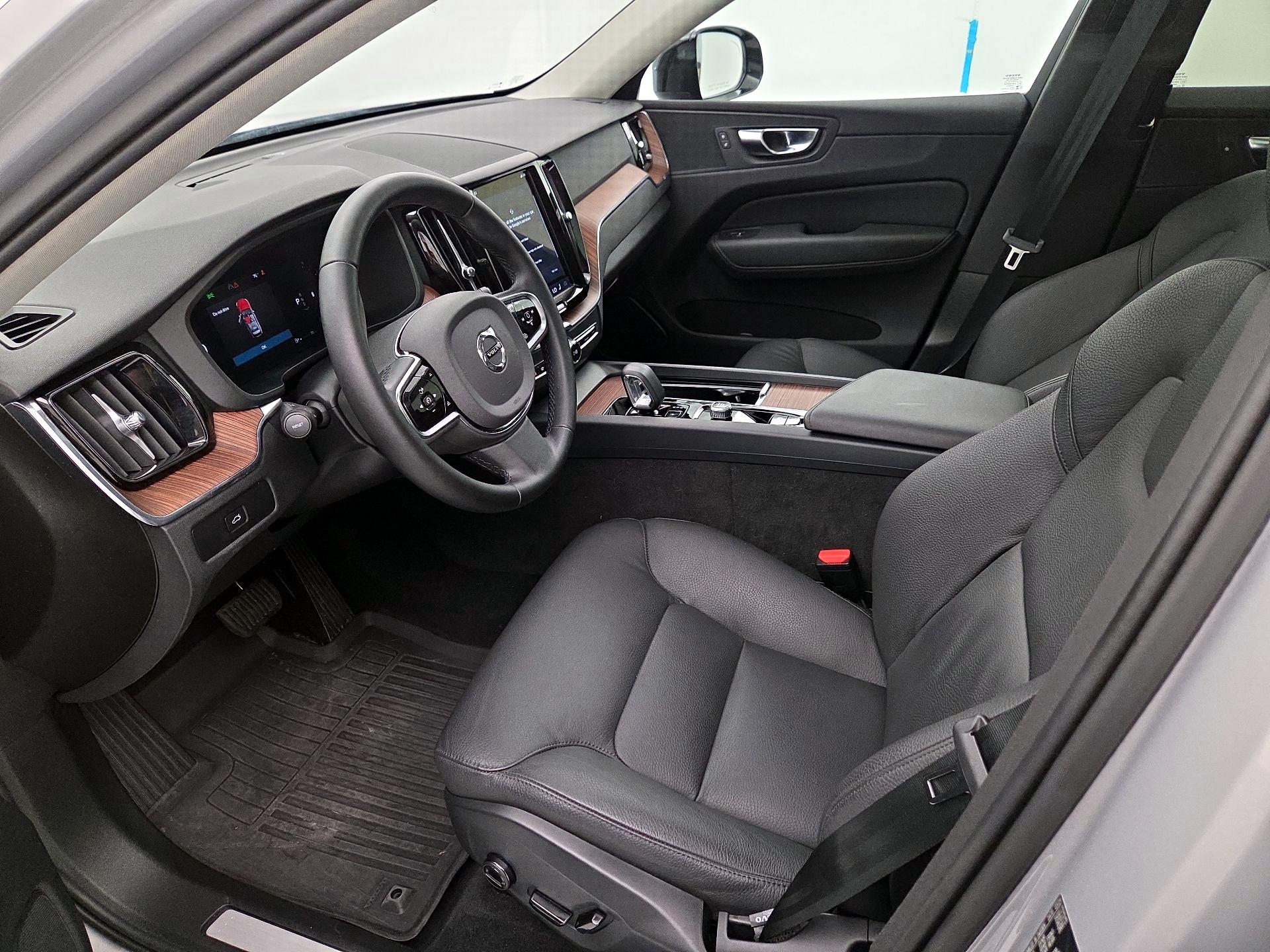 Thumbnail: 2024 Volvo XC60 - 11
