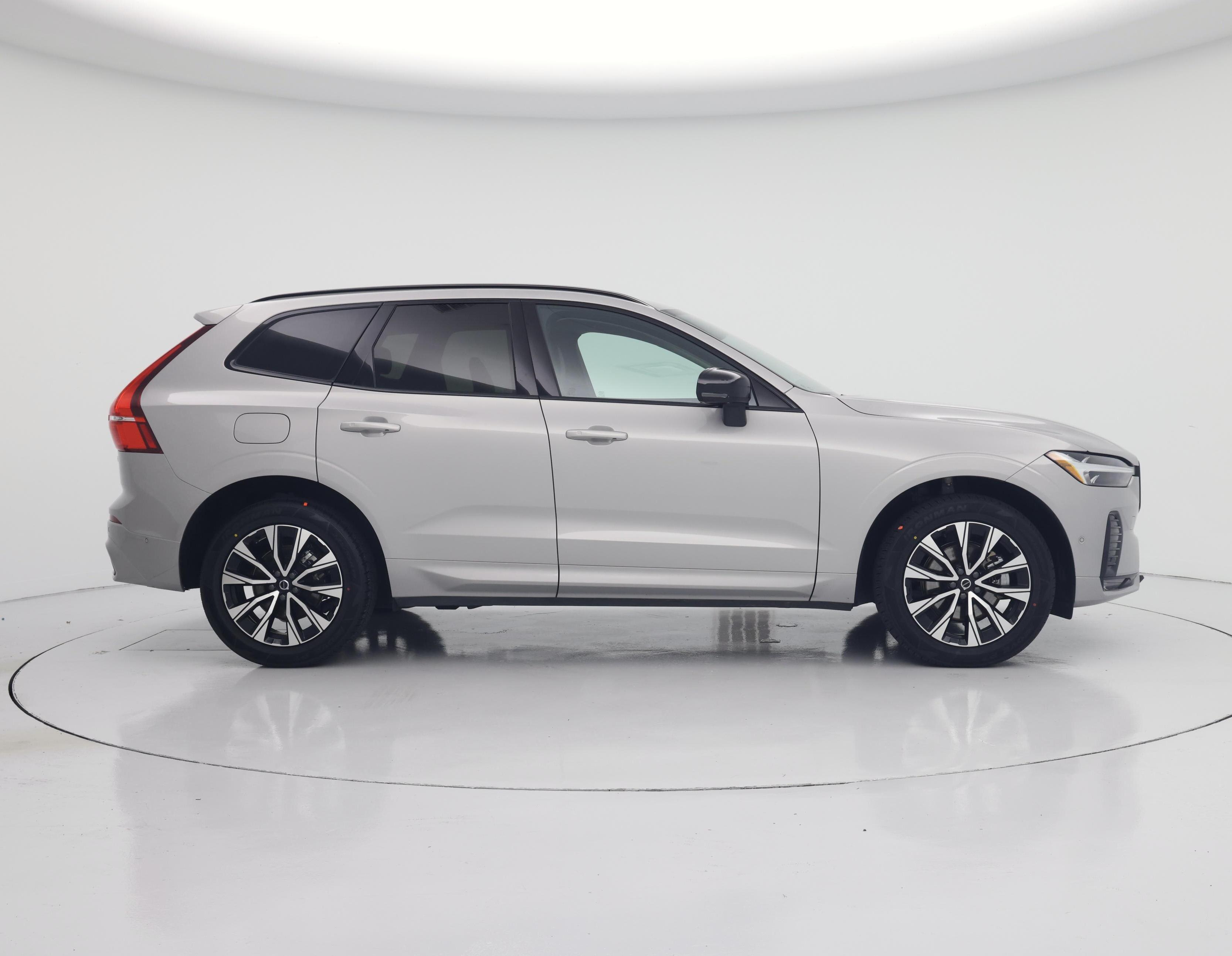 Thumbnail: 2024 Volvo XC60 - 7