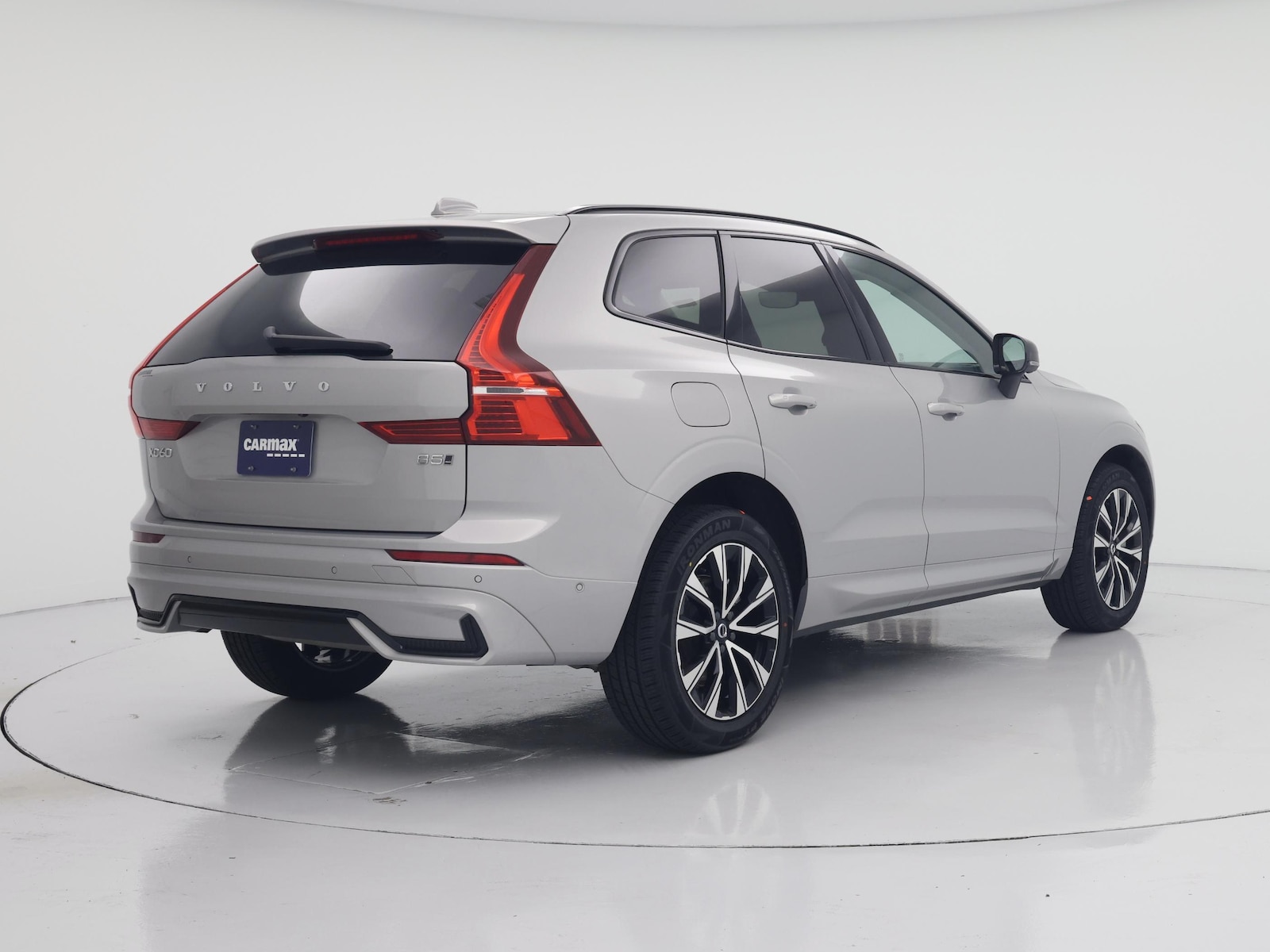 2024 Volvo XC60 Plus - Photo 9