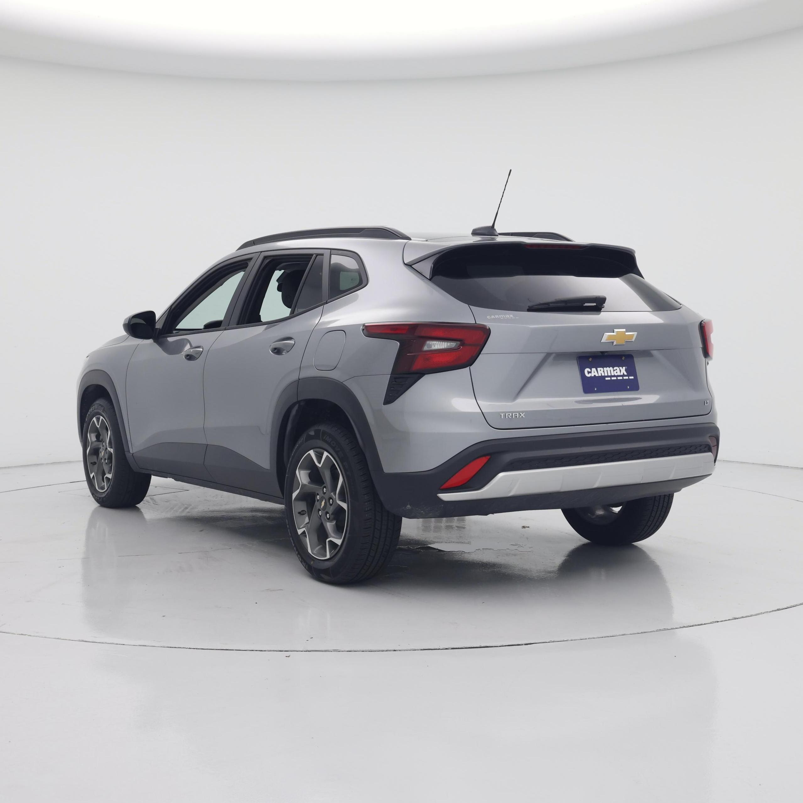 Thumbnail: 2025 Chevrolet Trax - 2