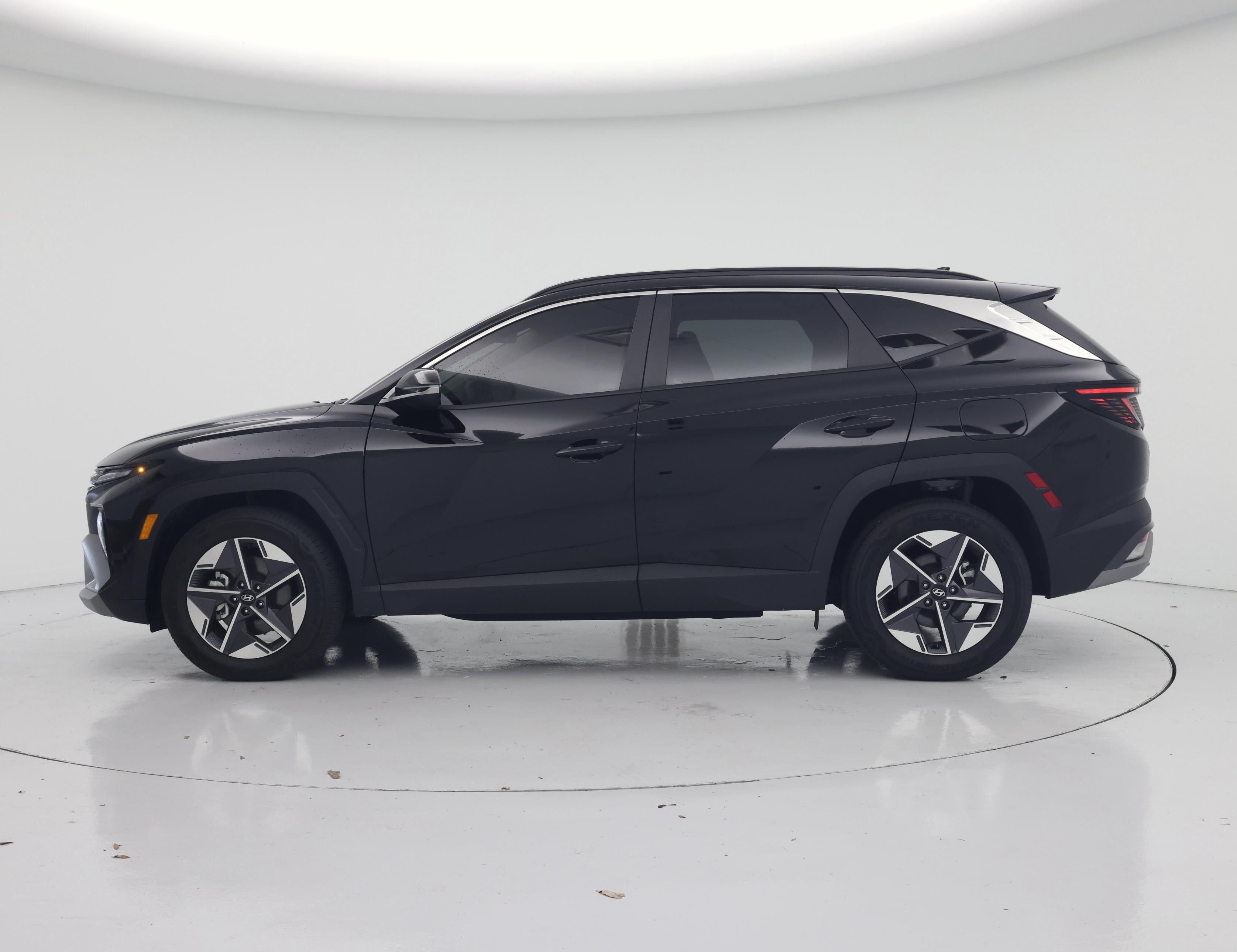 Thumbnail: 2025 Hyundai Tucson - 3