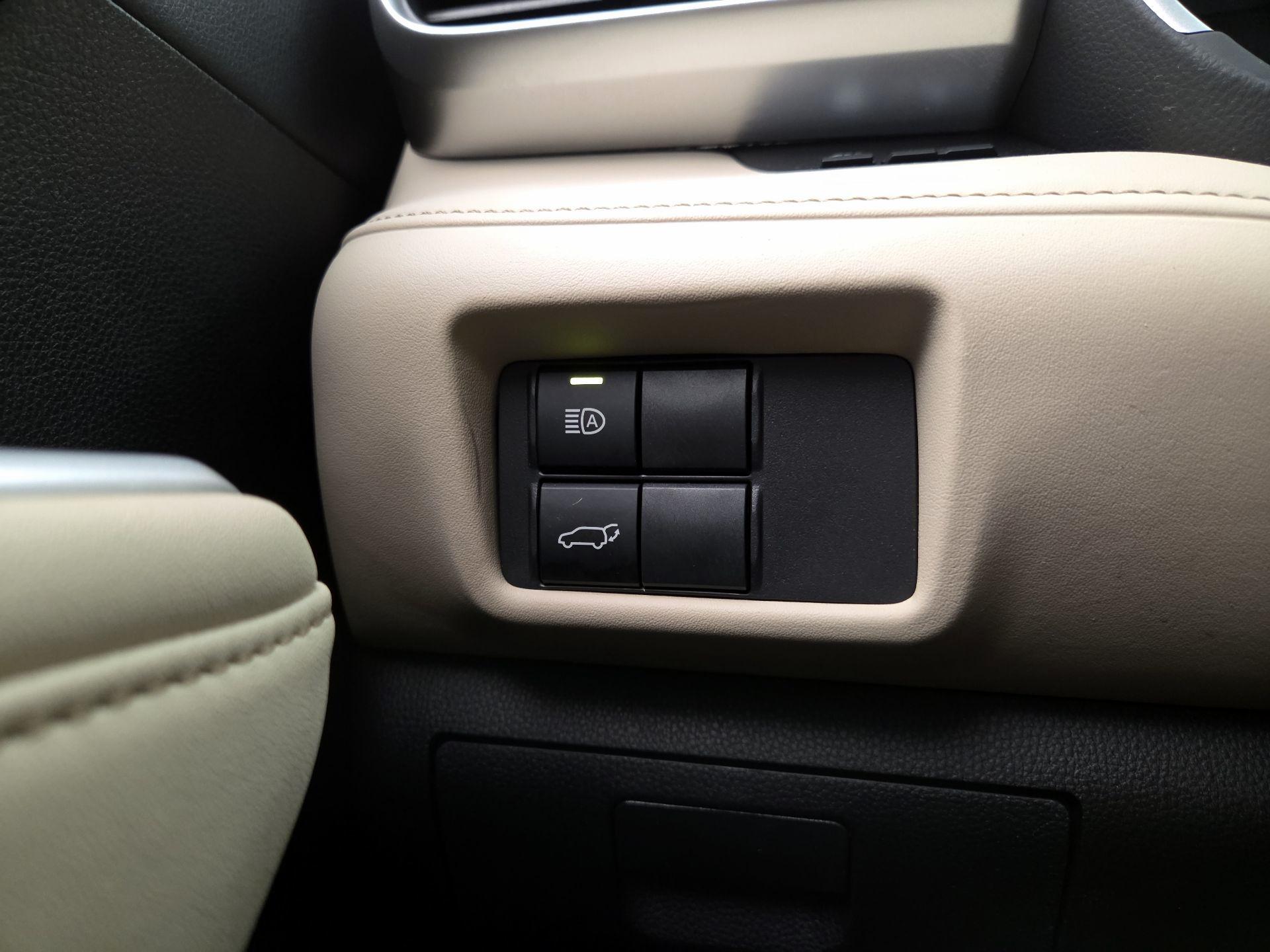 Thumbnail: 2024 Toyota Highlander - 13