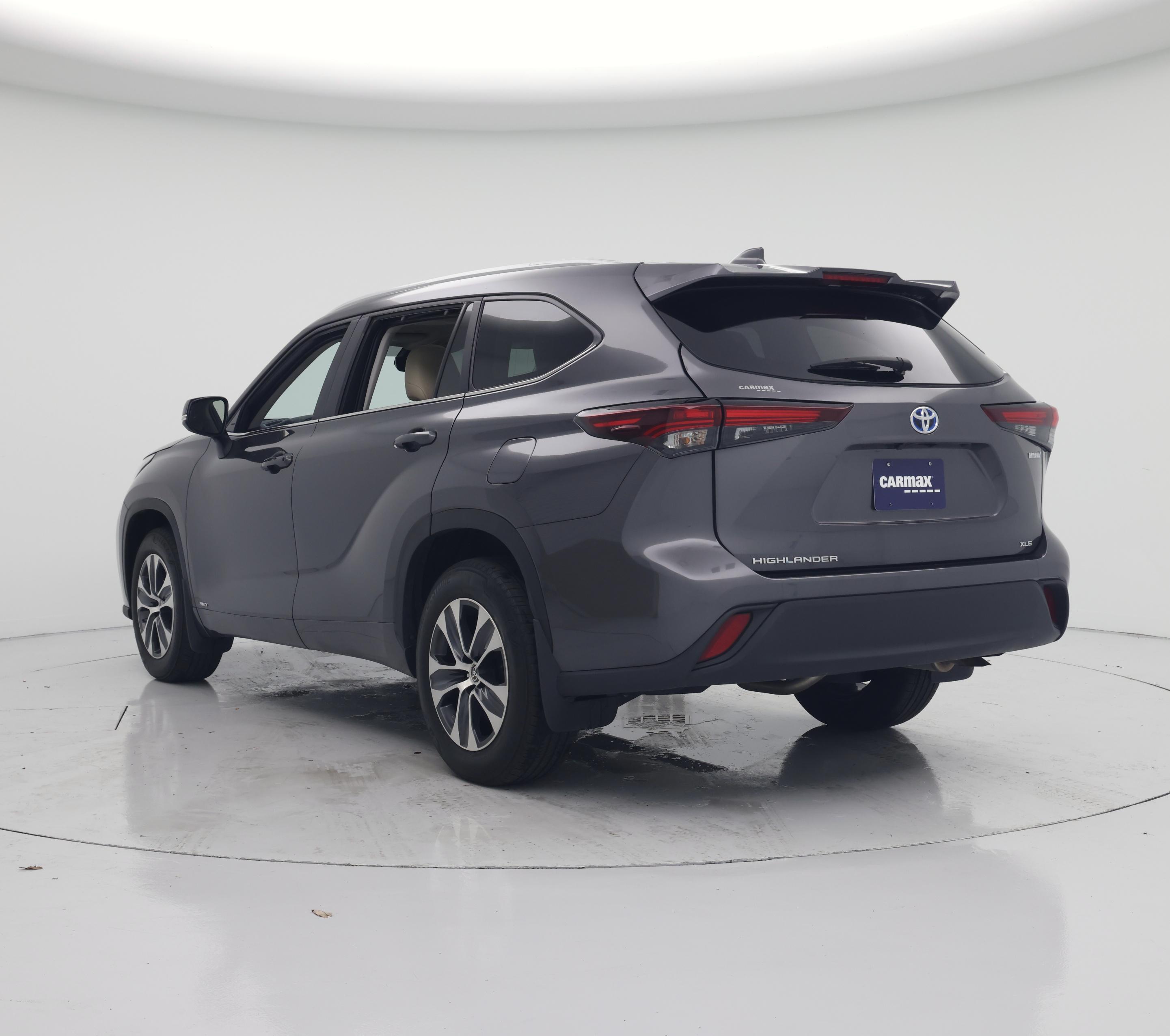 Thumbnail: 2024 Toyota Highlander - 2