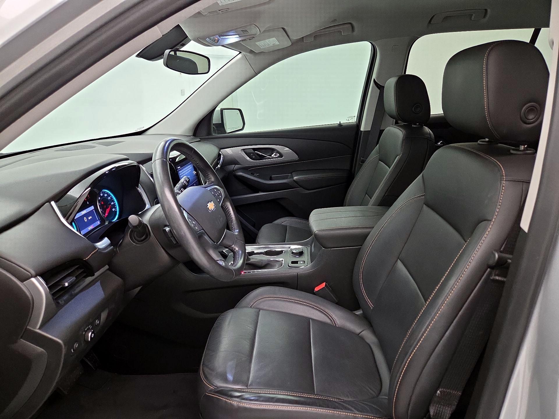 Thumbnail: 2021 Chevrolet Traverse - 11