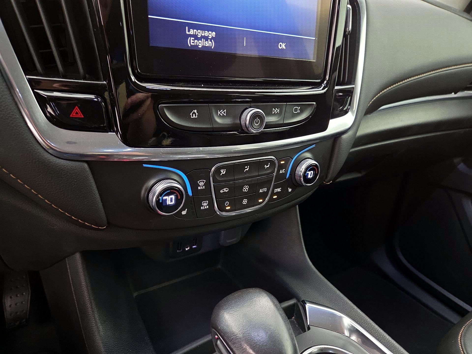 Thumbnail: 2021 Chevrolet Traverse - 16