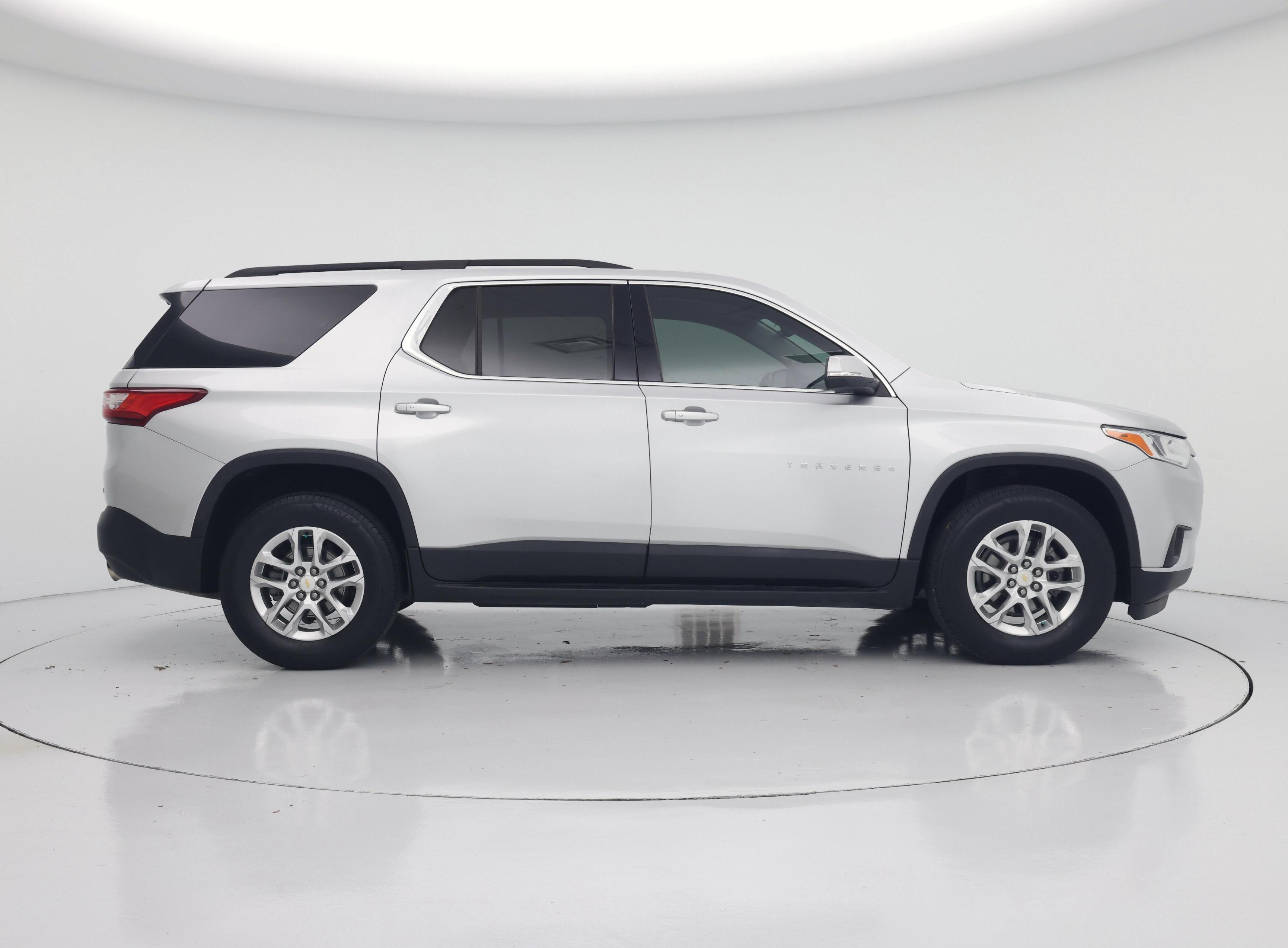 Thumbnail: 2021 Chevrolet Traverse - 7