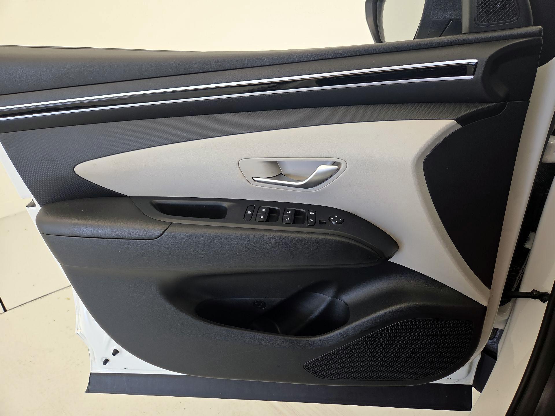 Thumbnail: 2024 Hyundai Tucson - 12
