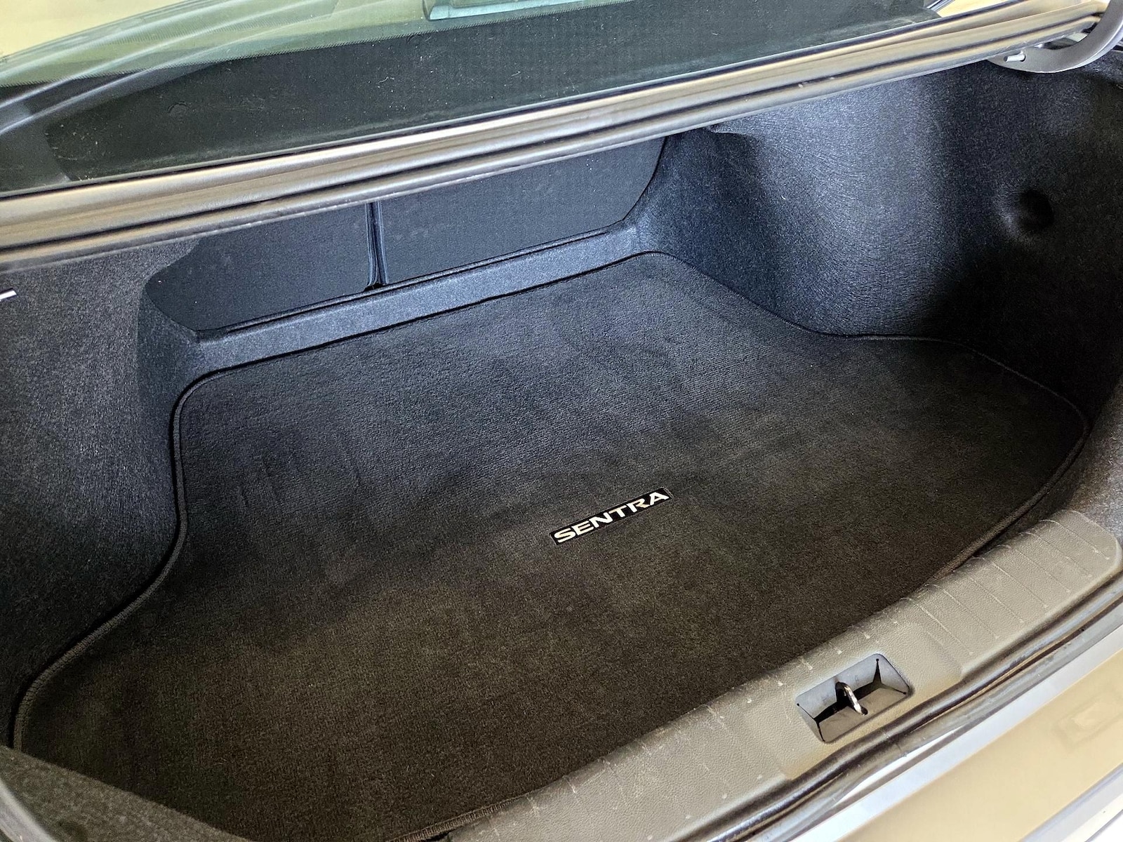 2025 Nissan Sentra SV - Photo 21