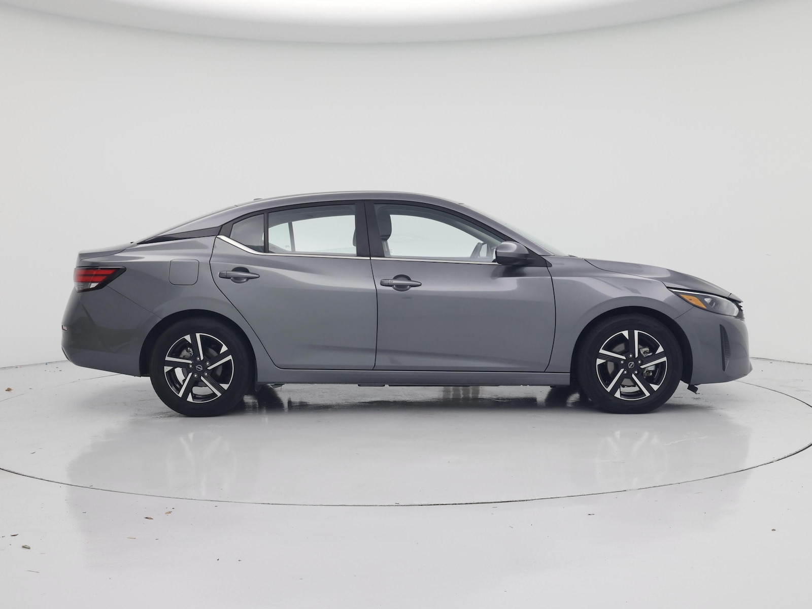 2025 Nissan Sentra SV - Photo 8
